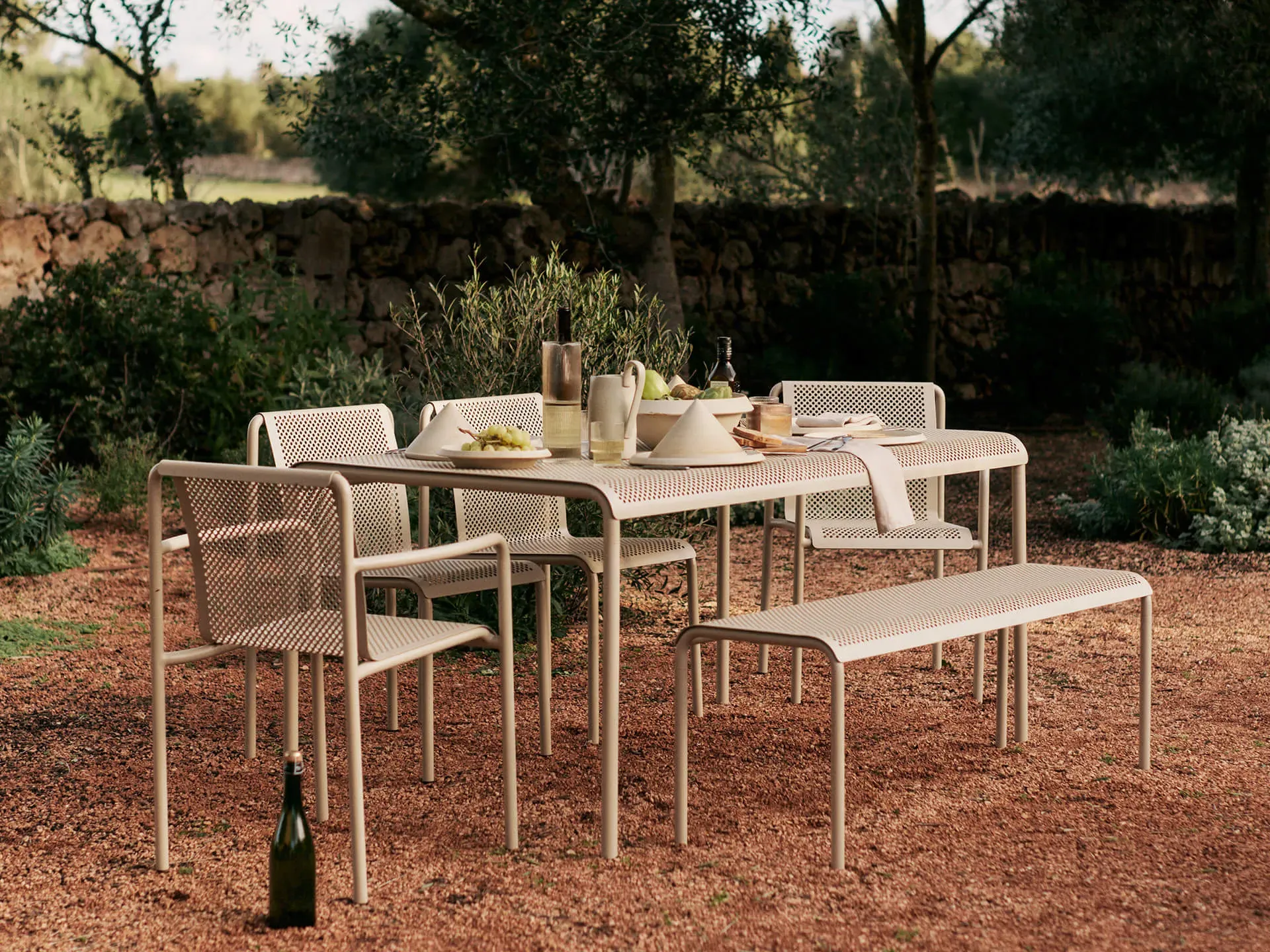 Dapple Bench - Cashmere