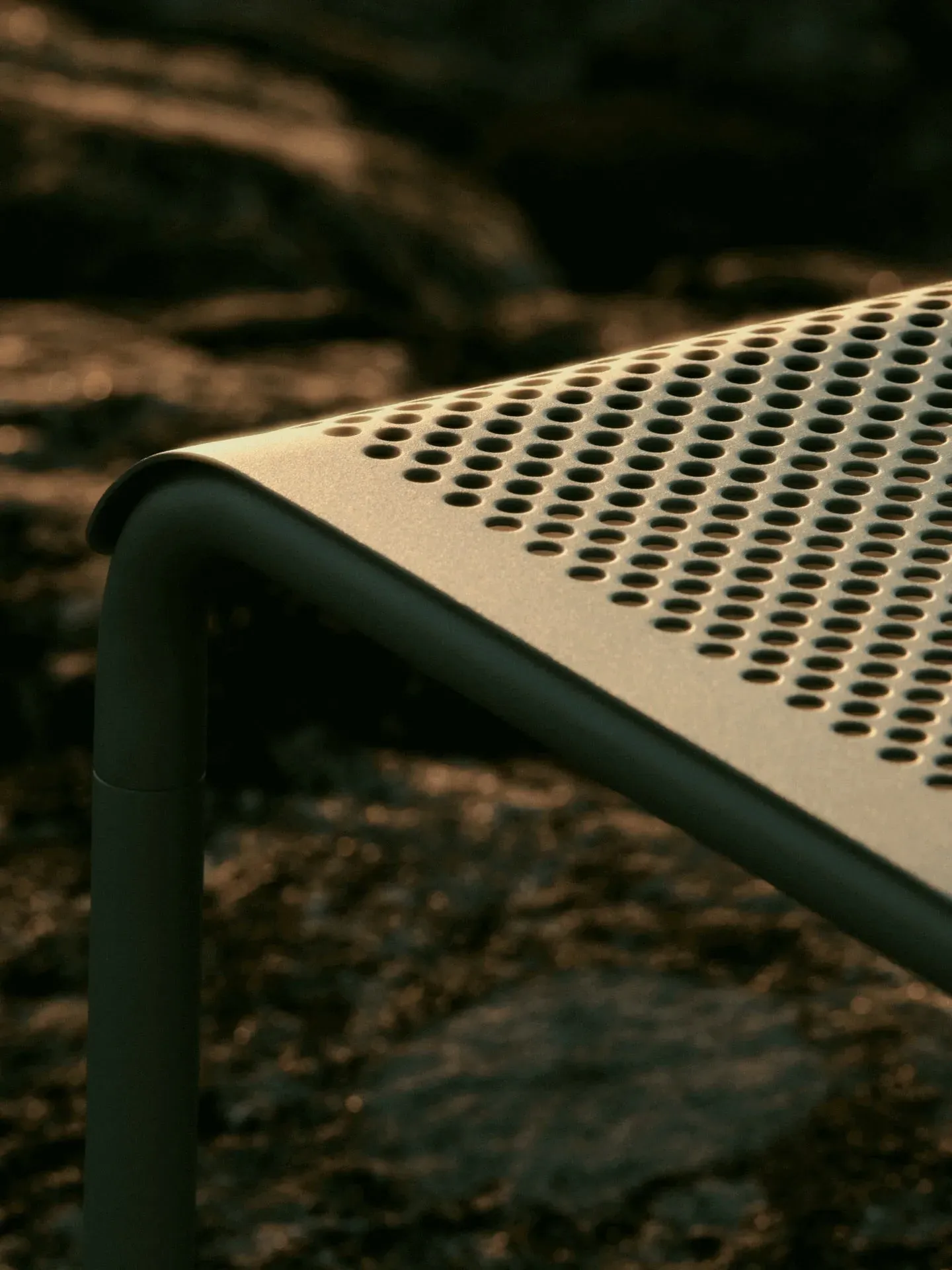 Dapple Bench - Tea Green