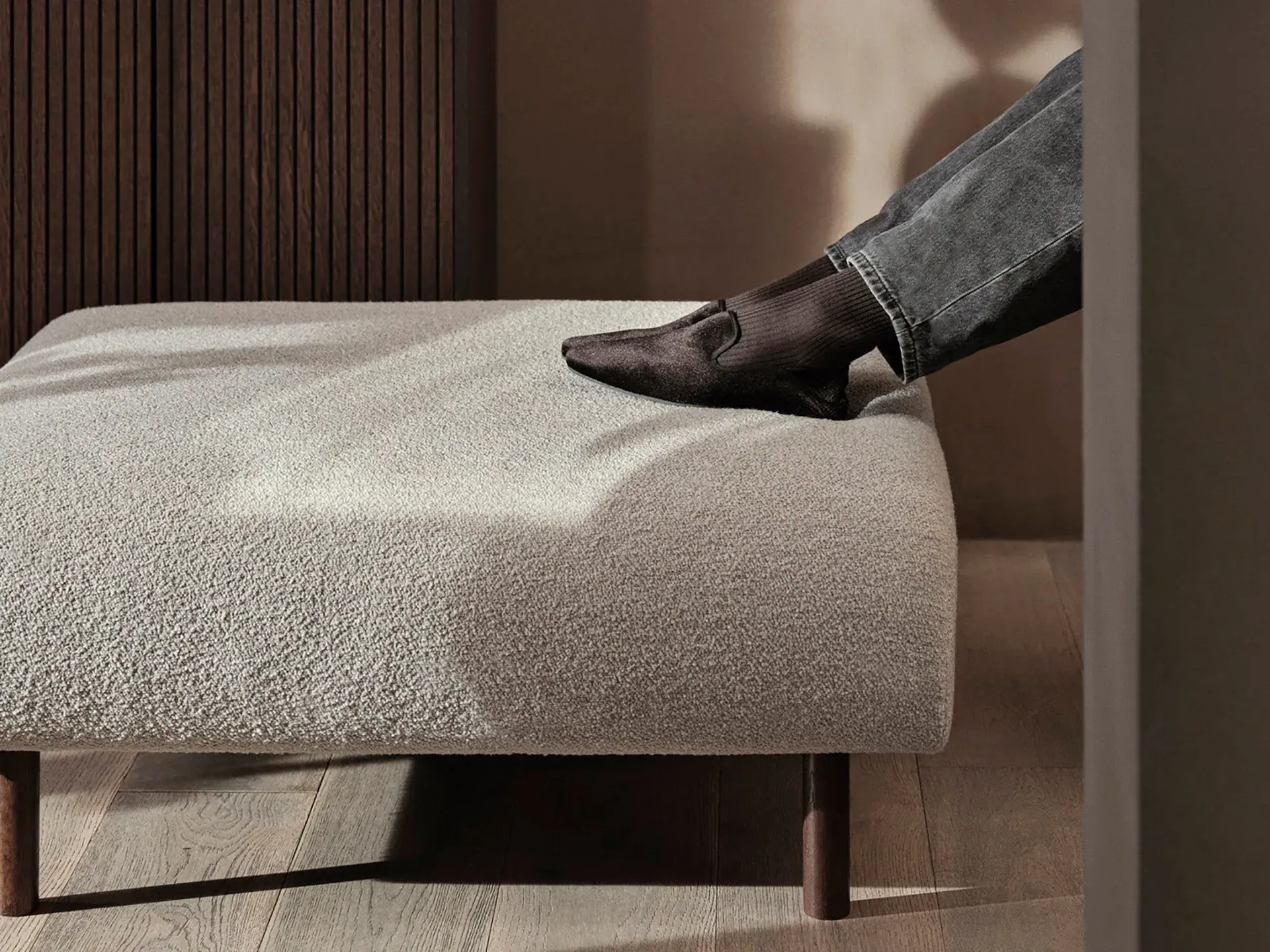 Dase Ottoman - Natural, Soft Bouclé