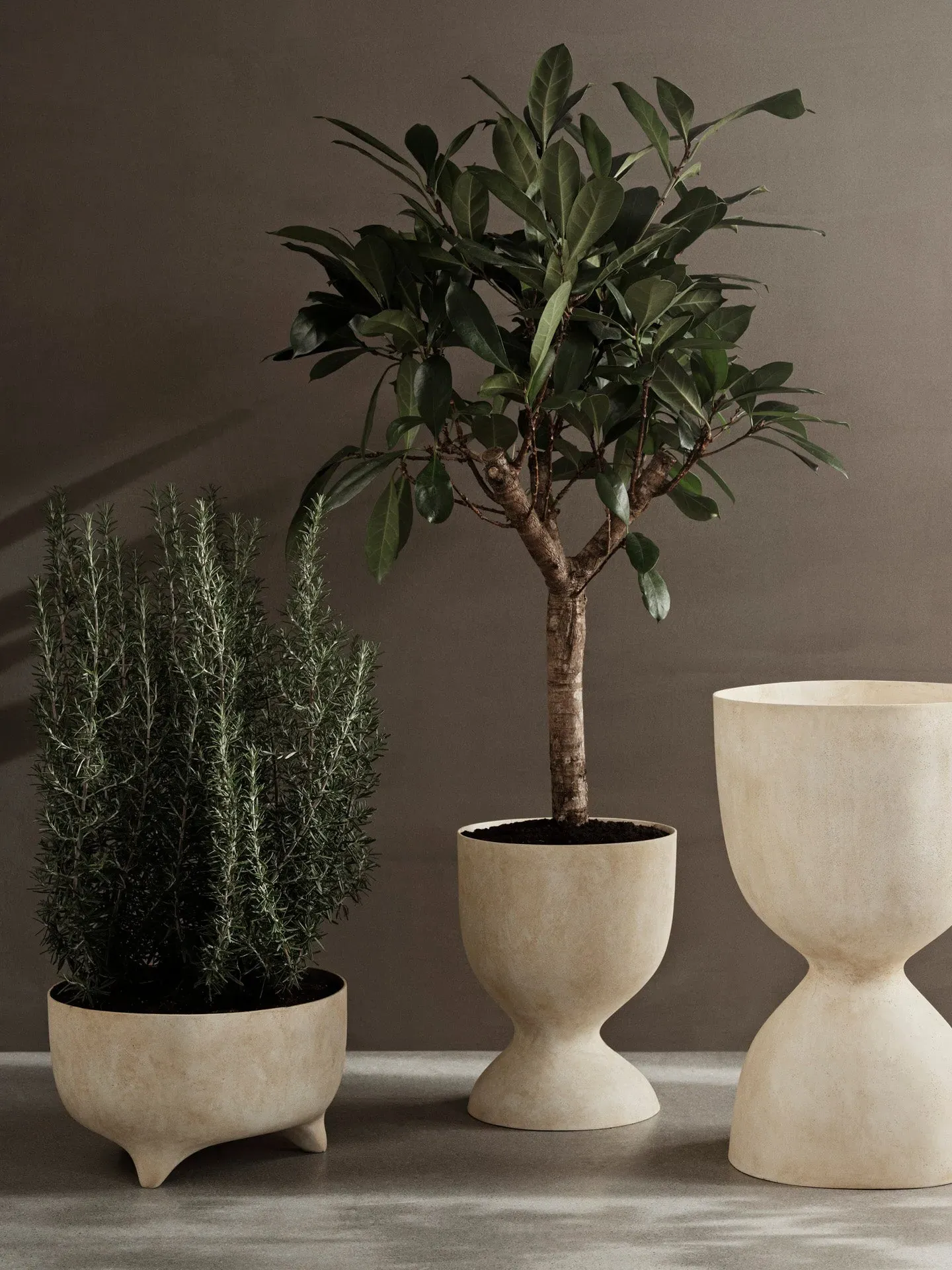 Evoke Tall Plant Pot - Warm Sand, Glass Fibre