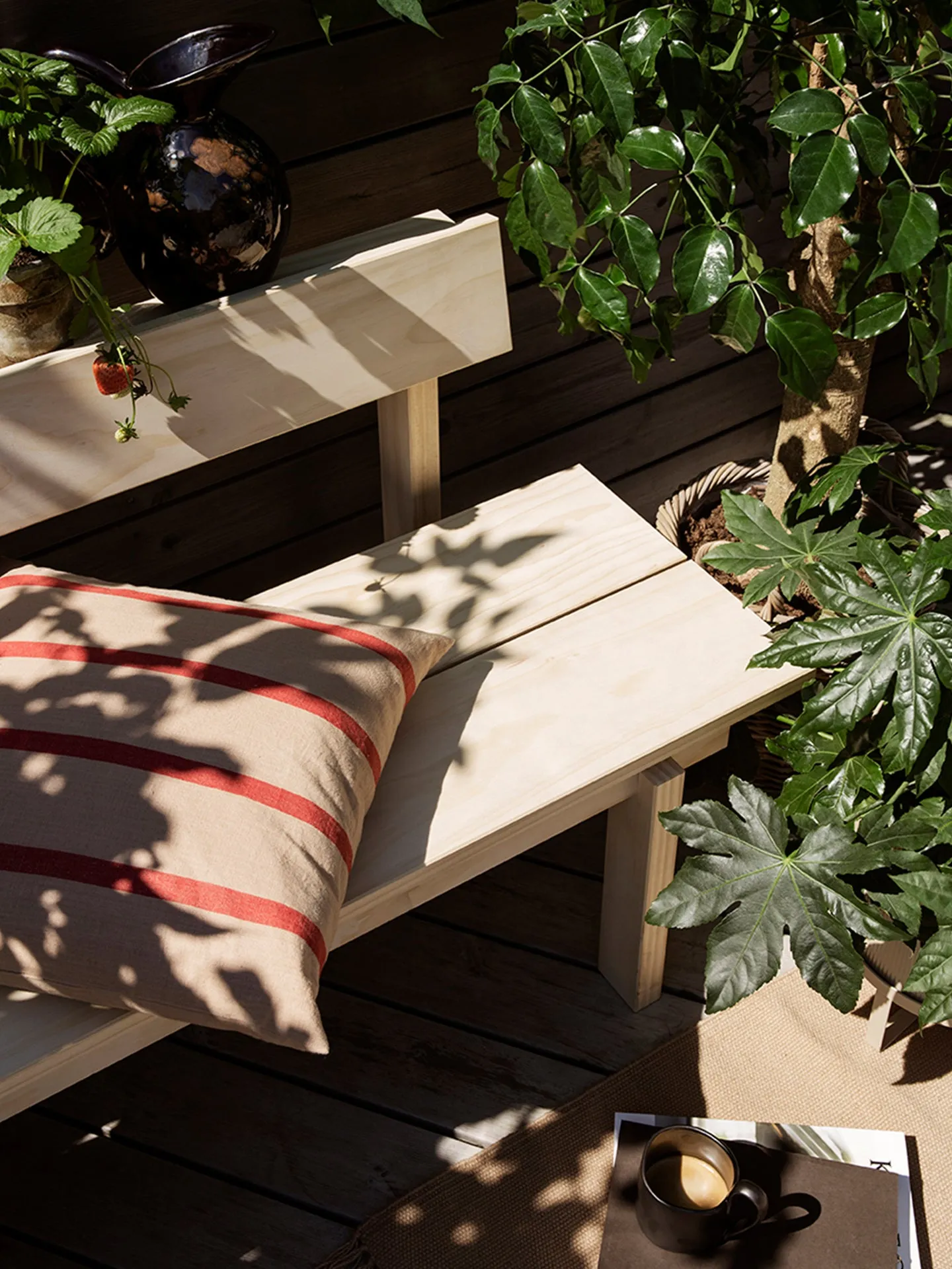 Grand Cushion - Camel