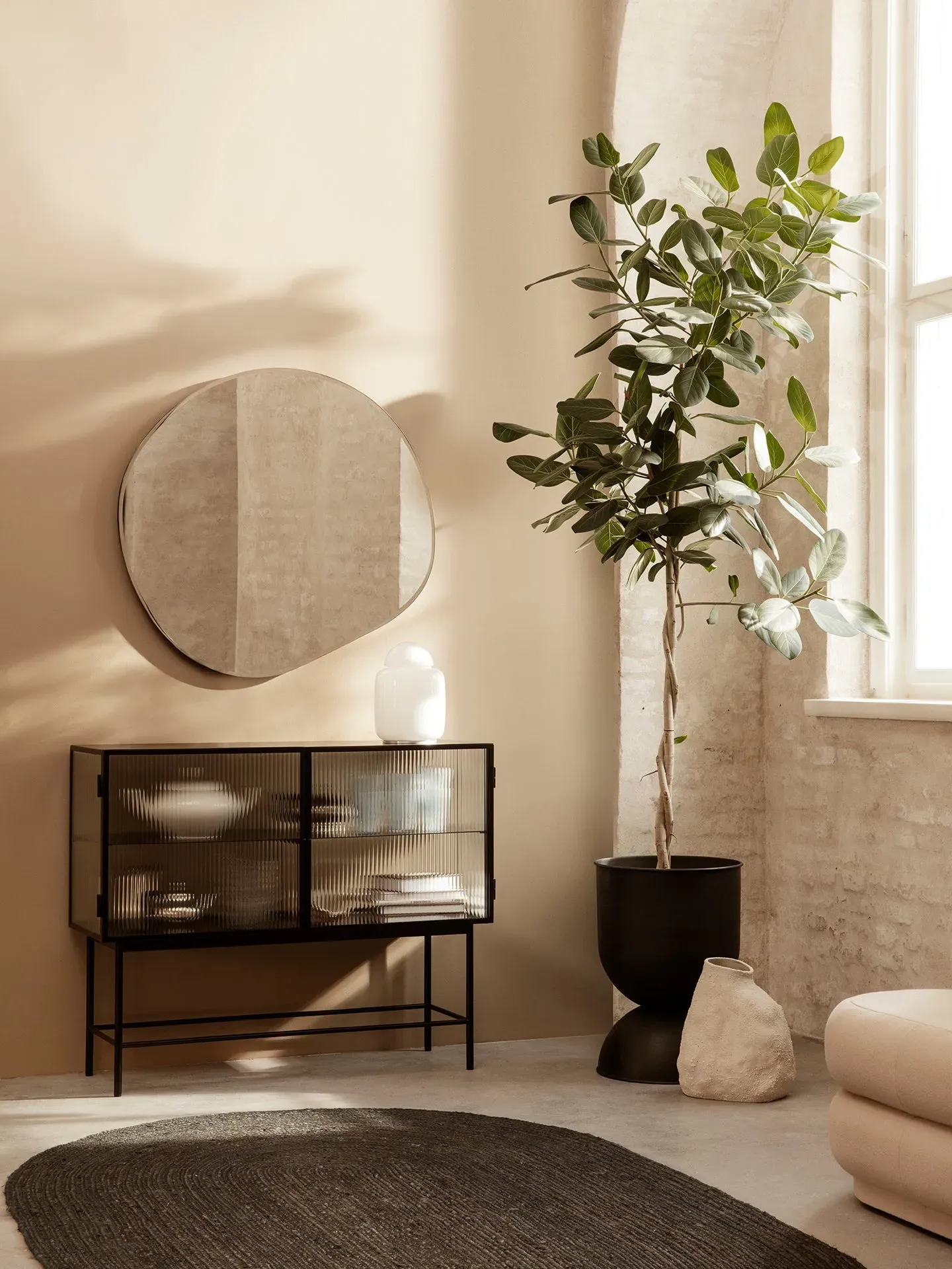 Haze Sideboard with Reeded Glass - Black