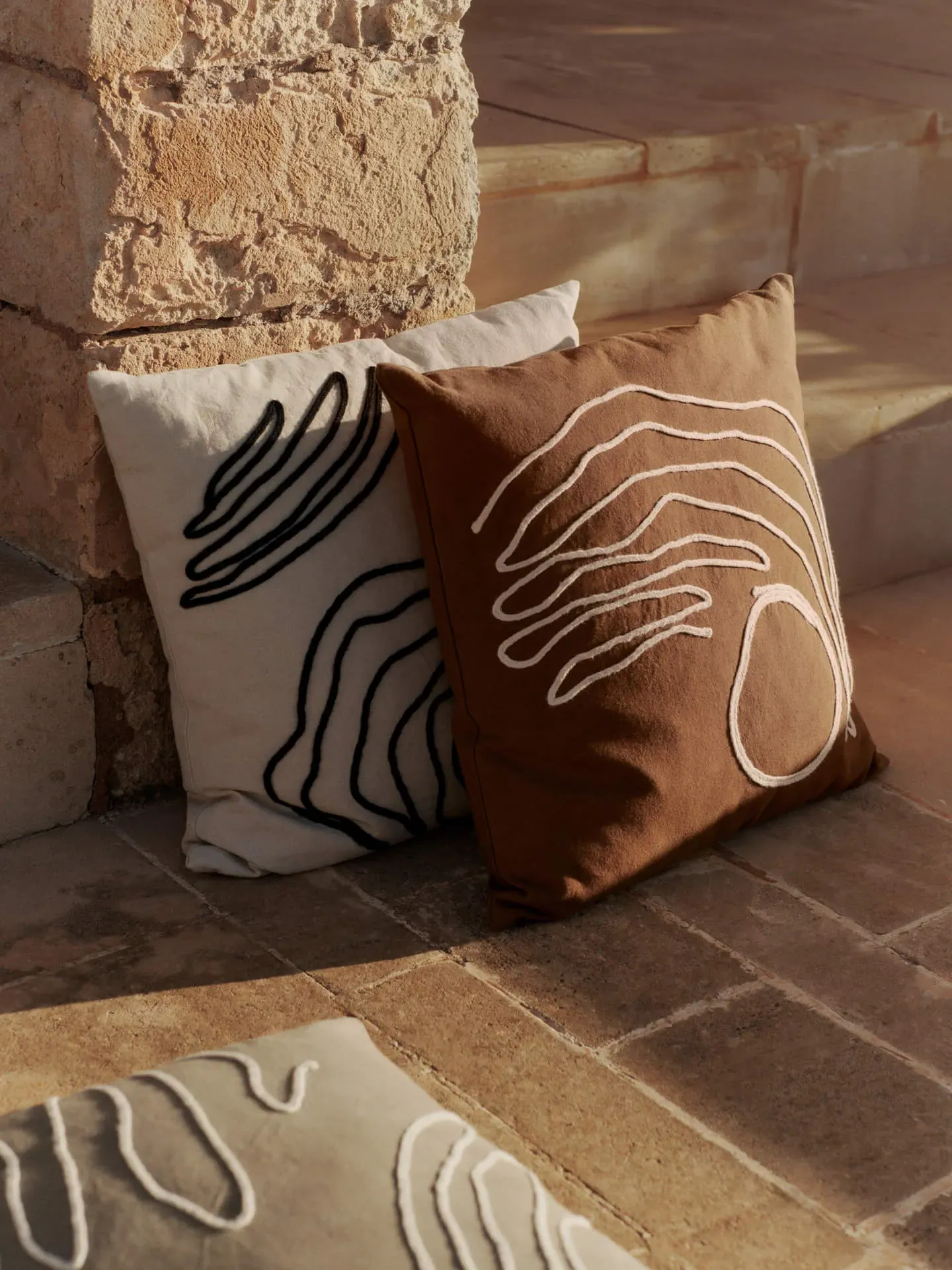 Jot Cushion - Natural