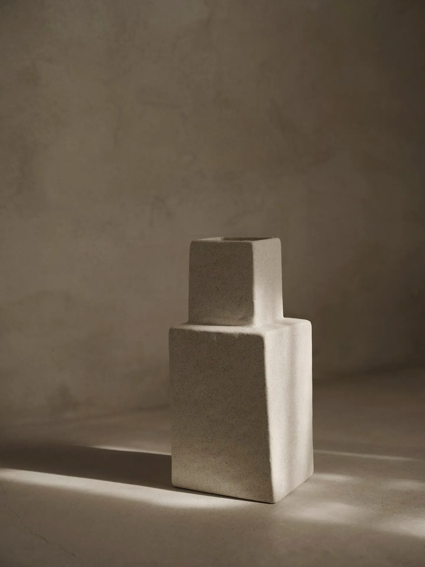 Koa Medium Vase - Off-White