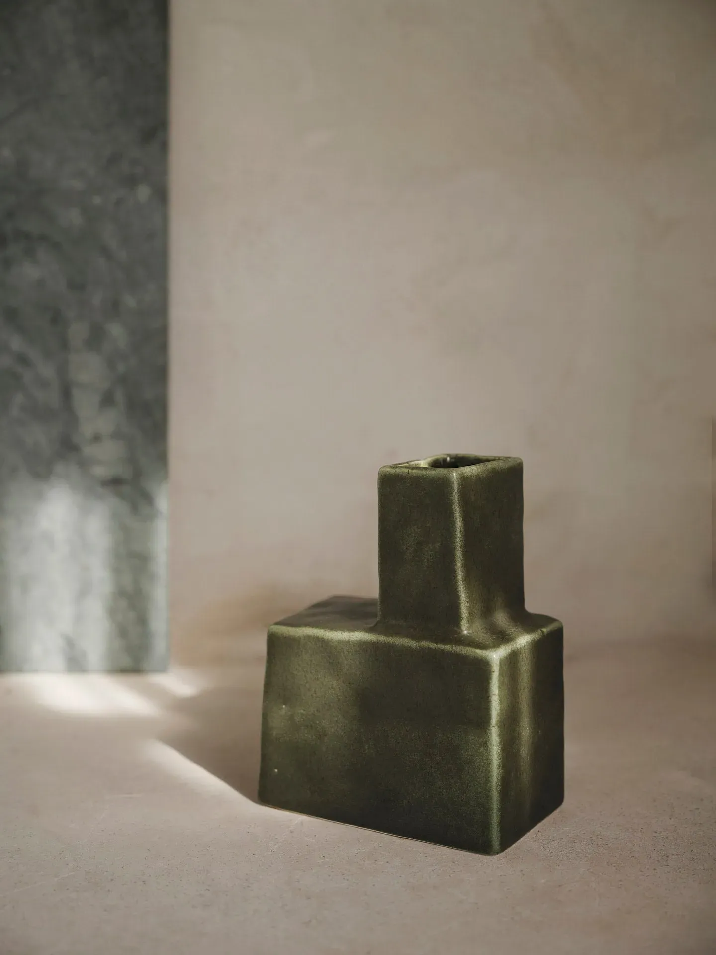 Koa Small Vase - Dark Sage