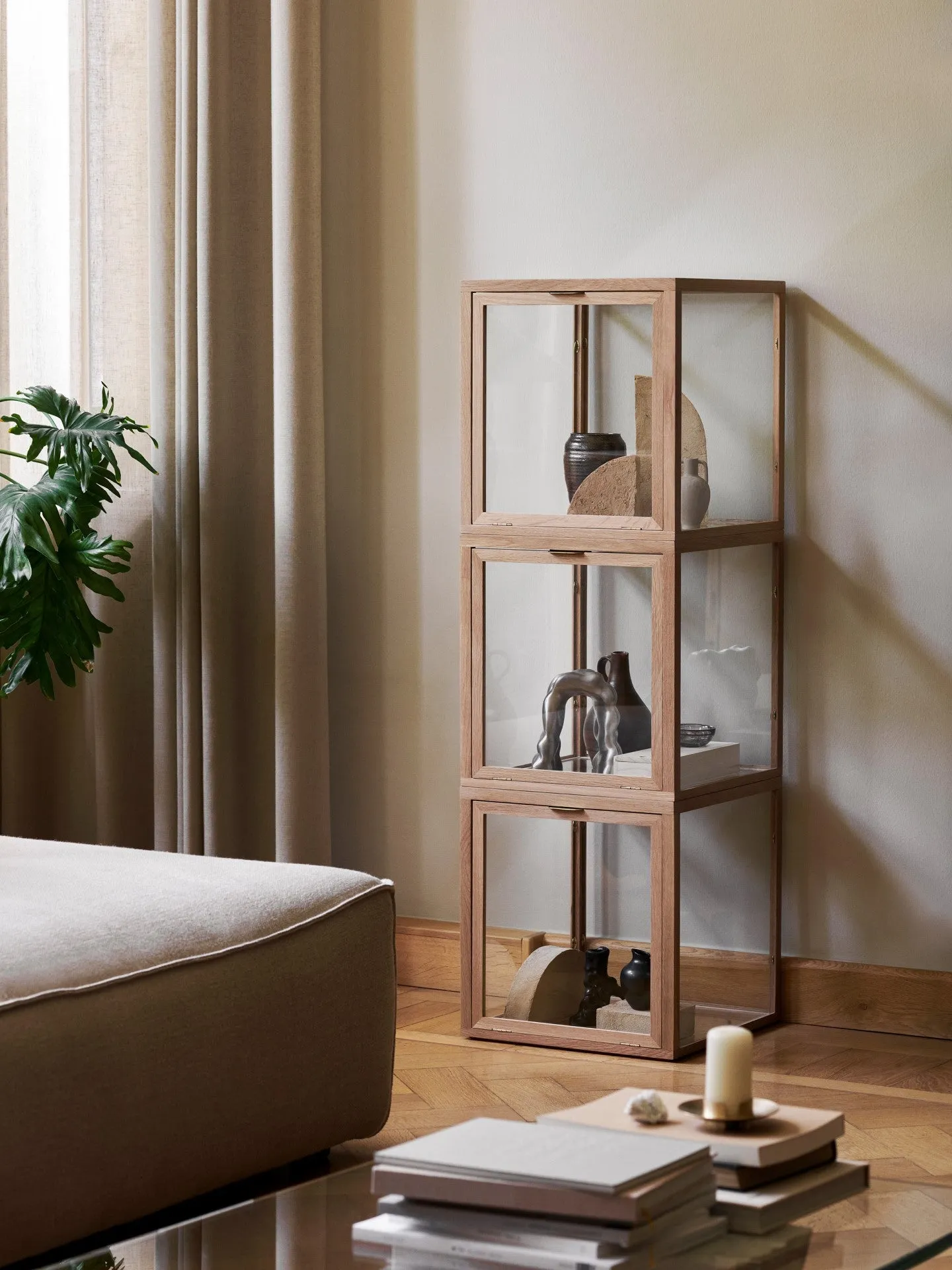 Miru Display Base - Natural Oak