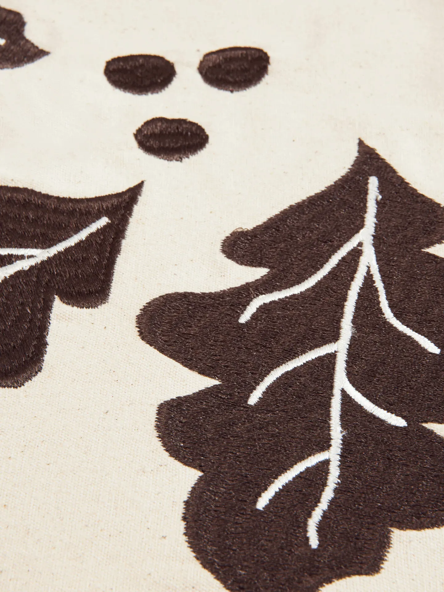 Oak Square Christmas Tree Blanket - Natural