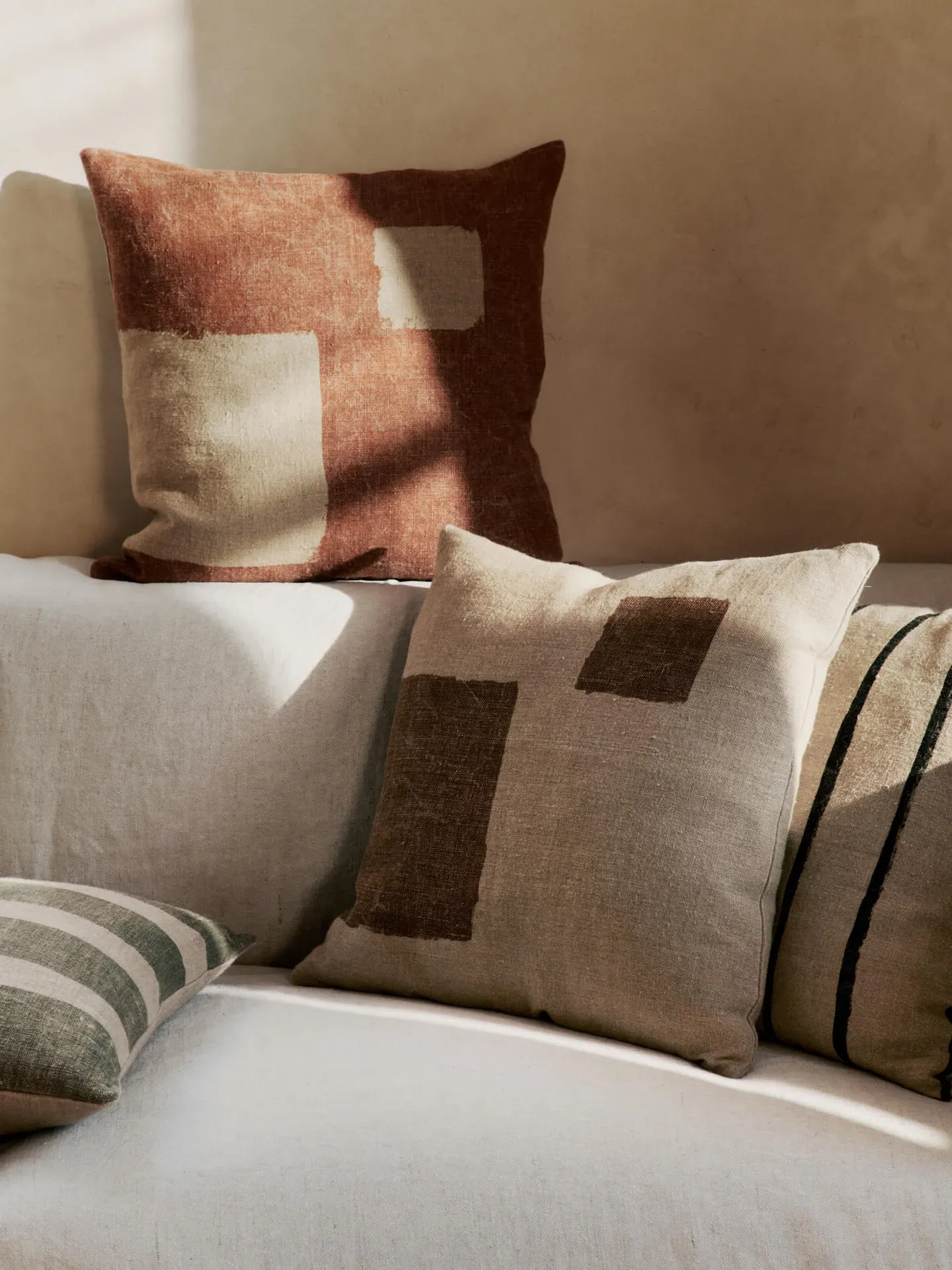 Oleo Cushion - Terracotta/Natural, Linen