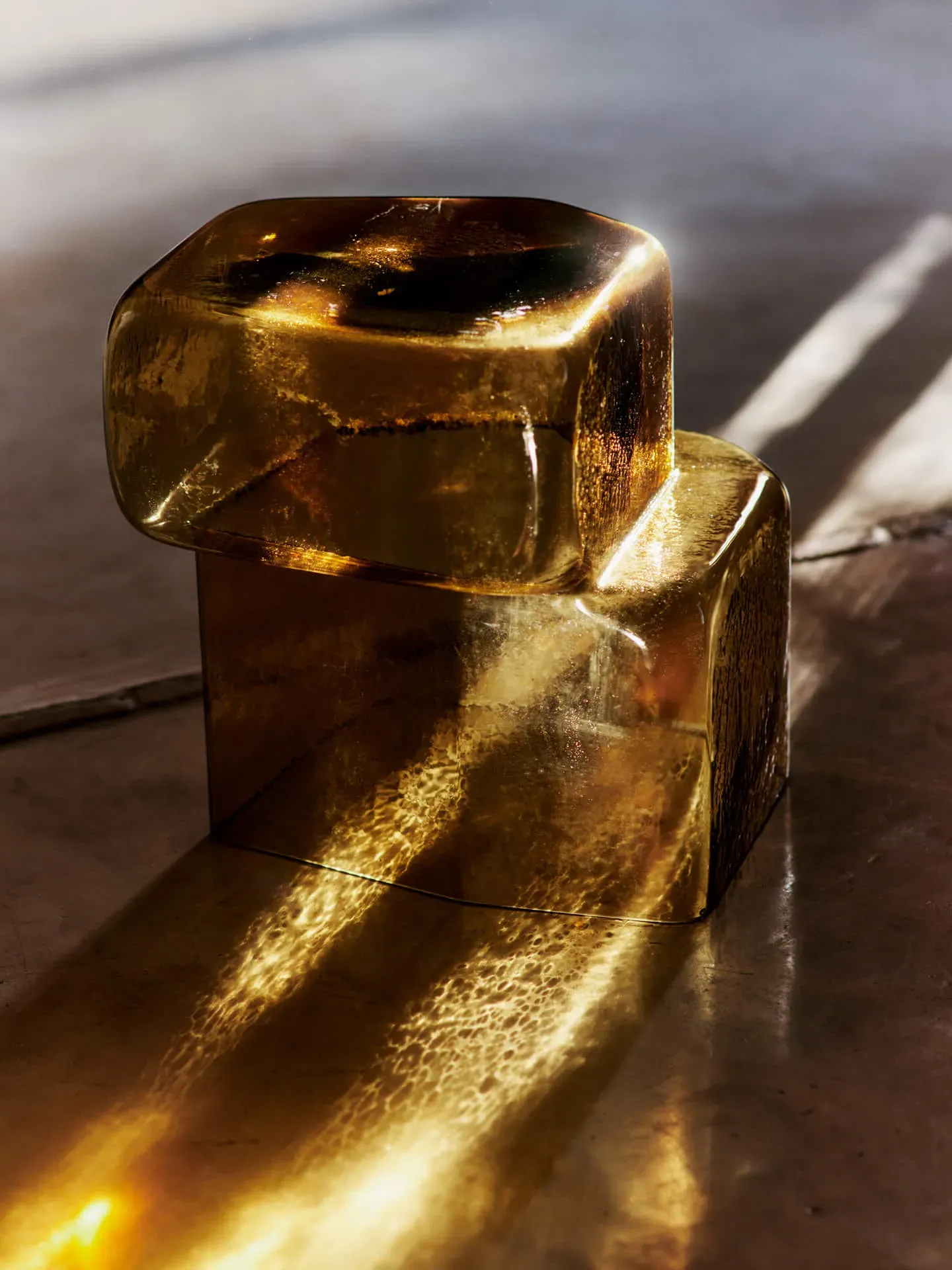 Oscil Sculpture - Amber