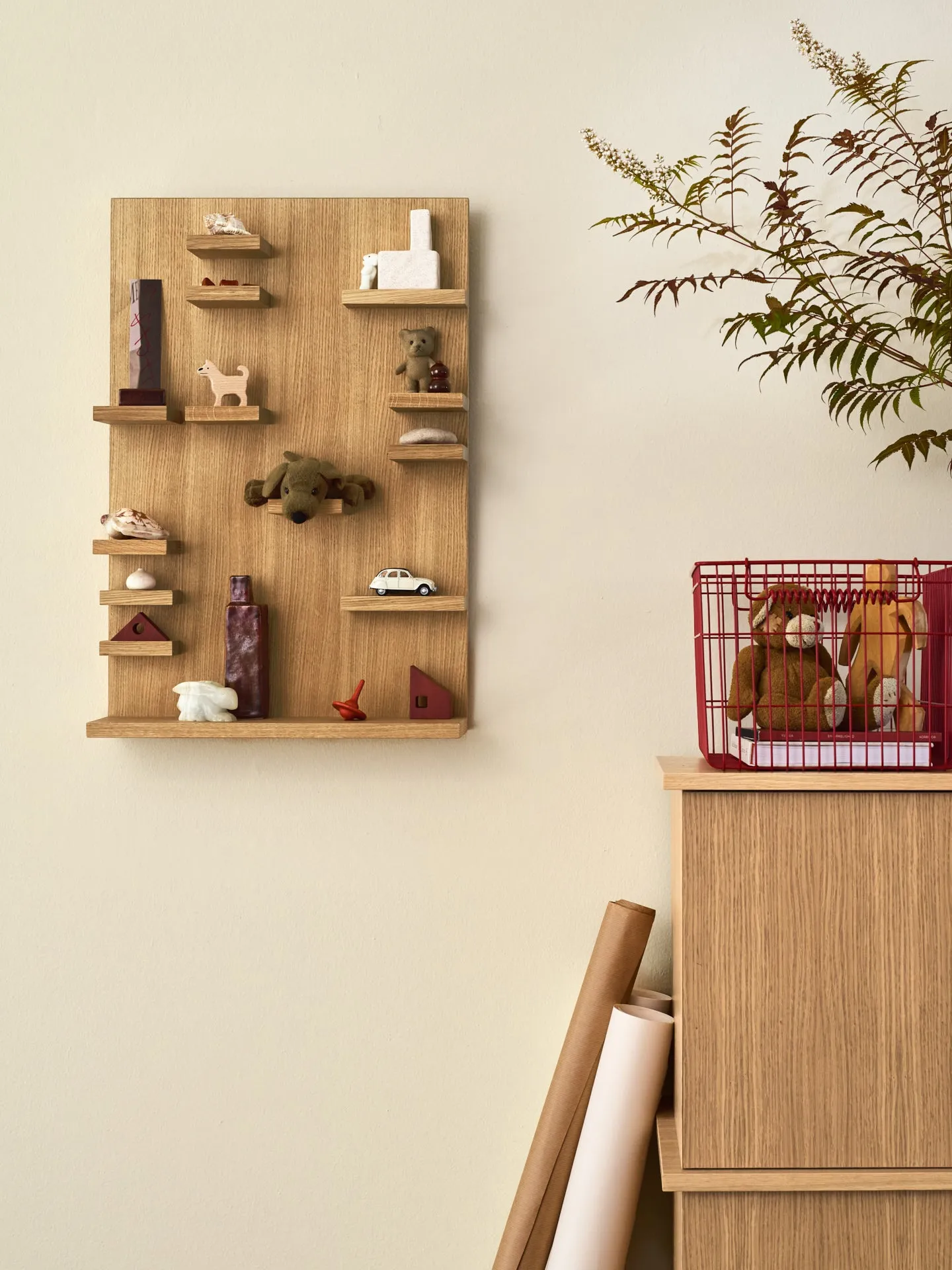 Parade Small Display Shelf - Oiled Oak