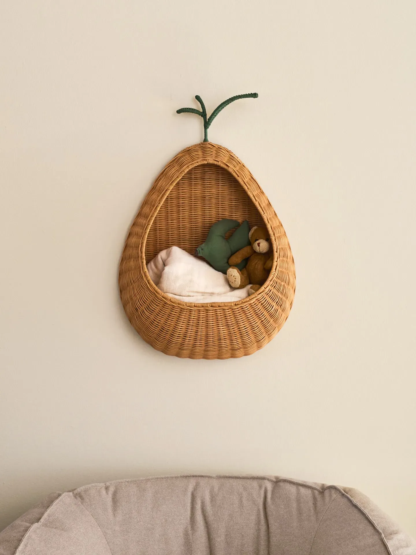 Pear Braided Wall Pocket - Natural