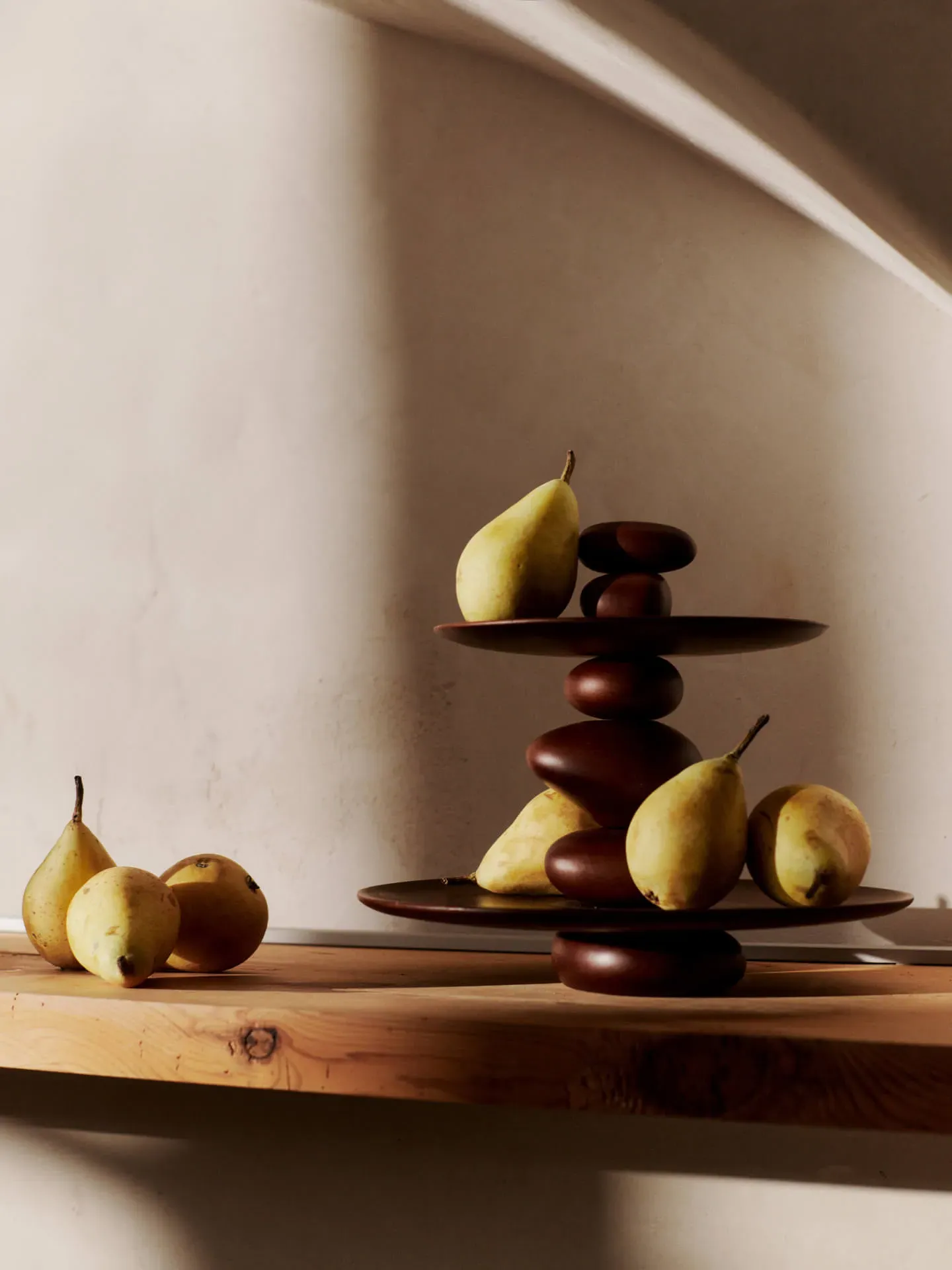 Pebble 2-Tier Dessert Stand - Dark Brown, Beech Wood