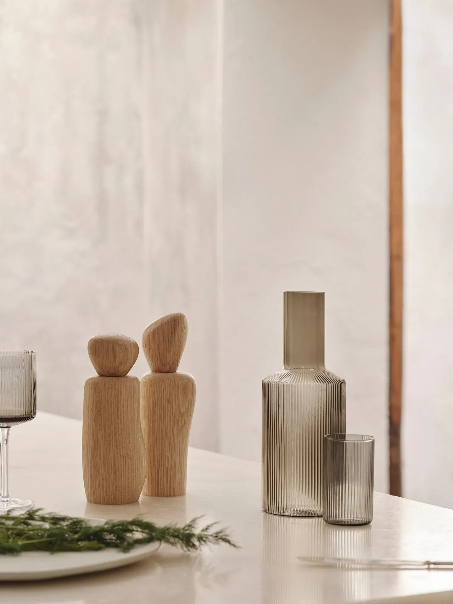 Pebble Grinder - Oak