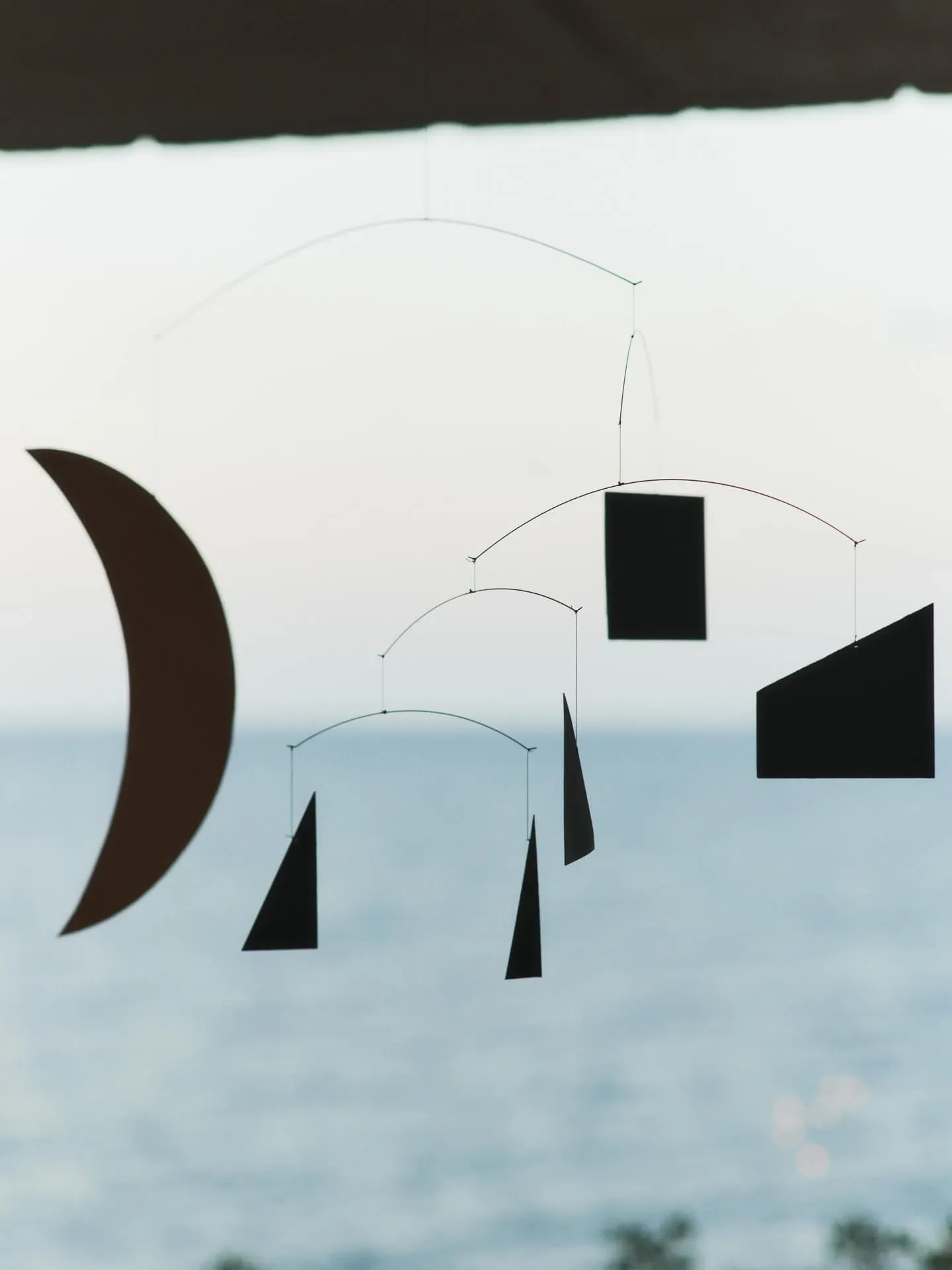 Phase Mobile - Black, Gold