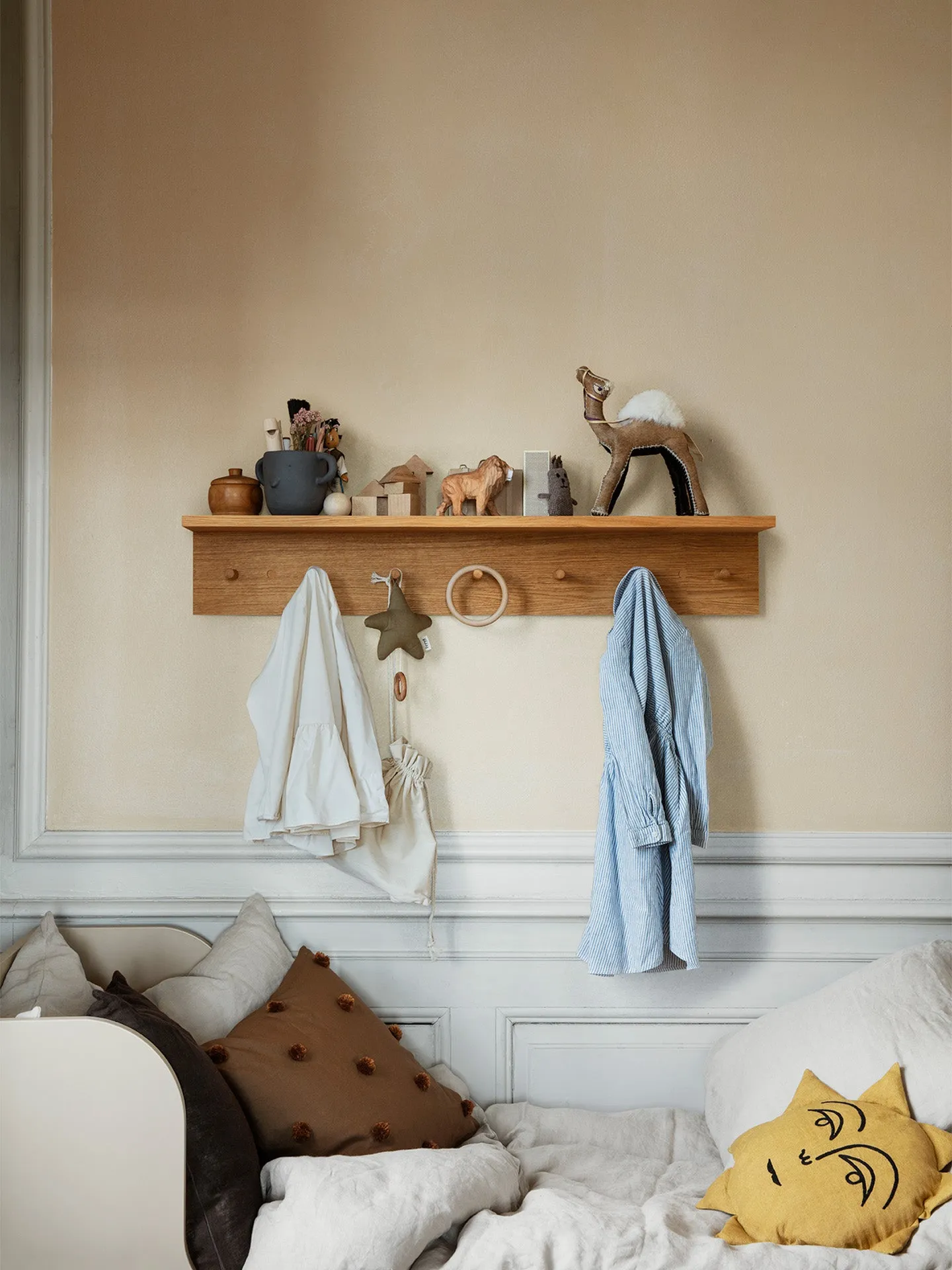 Place Large Wall Rack - Oak