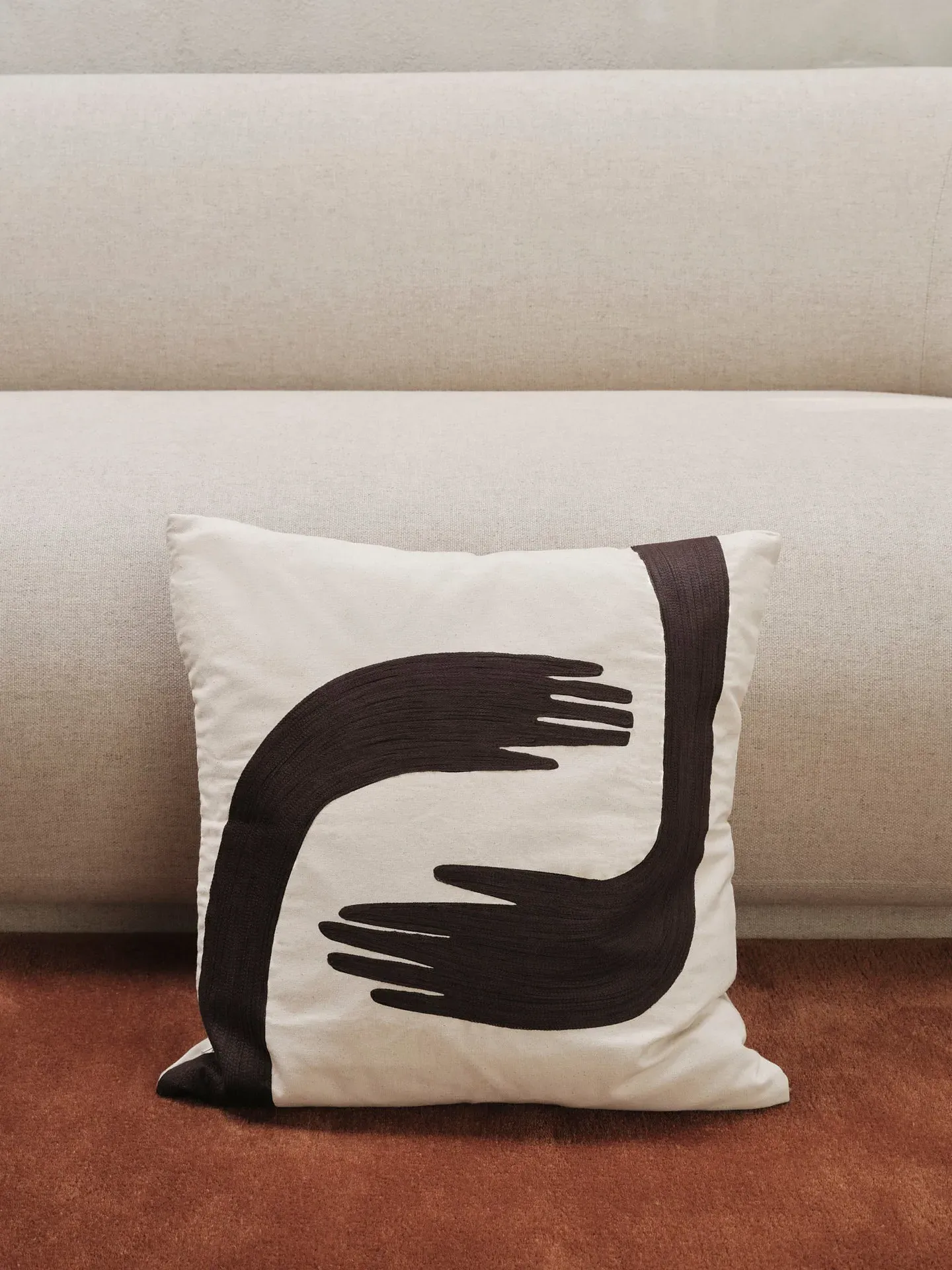 Pose Cushion - Coffee