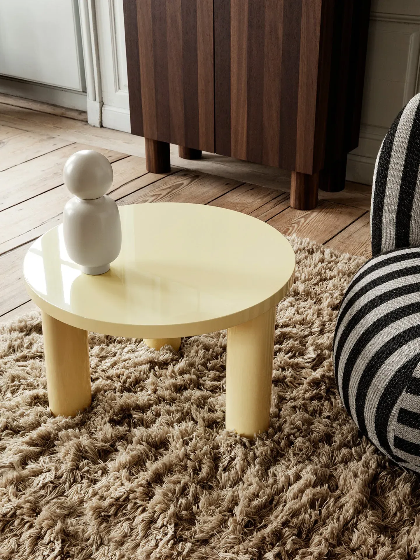 Post Small Round Coffee Table - Lemonade