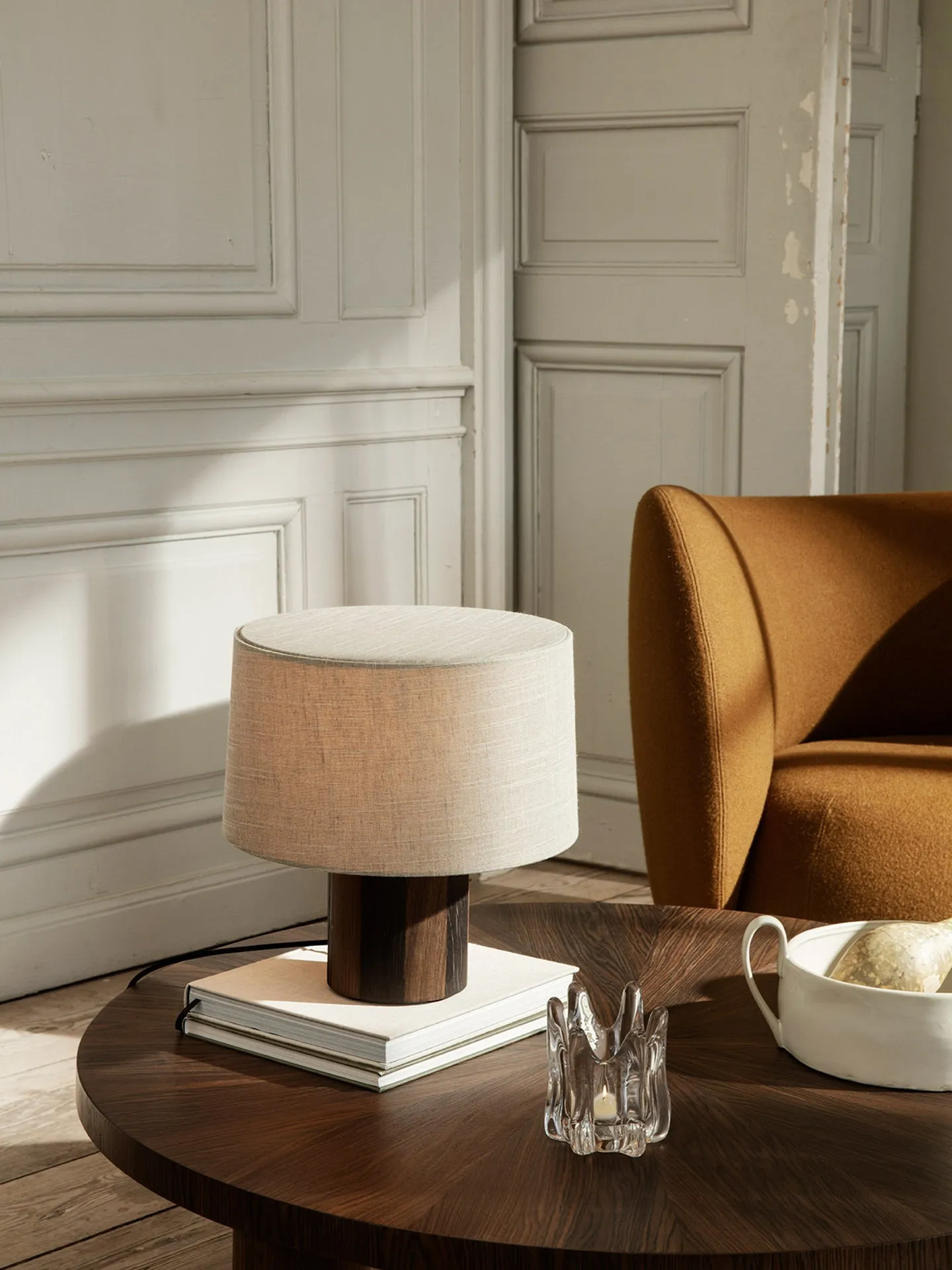 Post Table Lamp Base with Lines - Oak