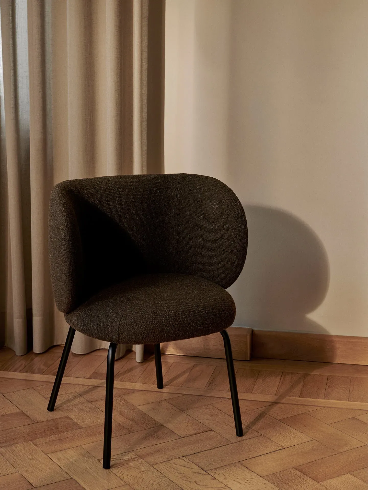 Rico Dining Chair - Dark Grey, Hallingdal