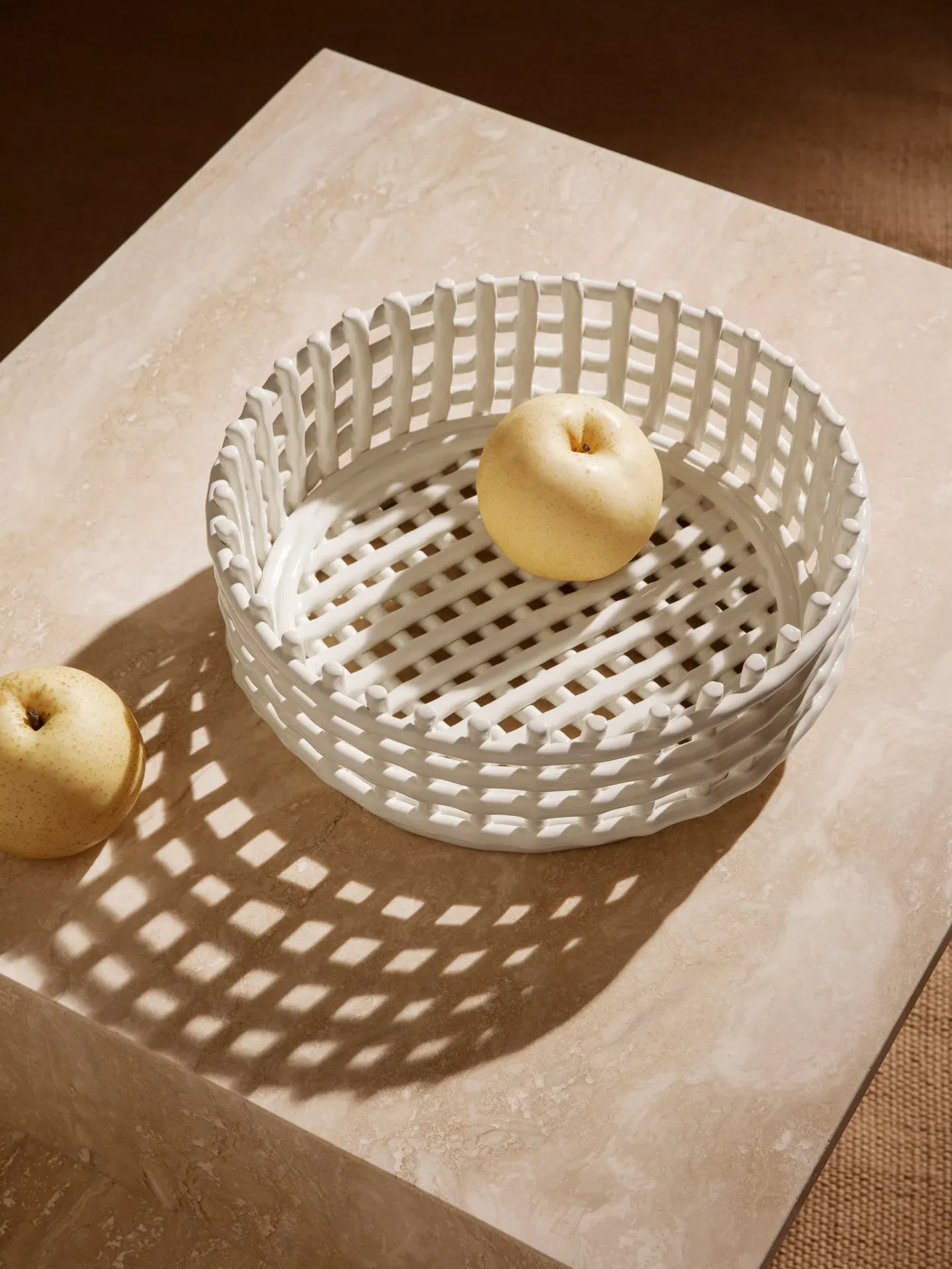 Ceramic Centrepiece - Off-White alternate view
