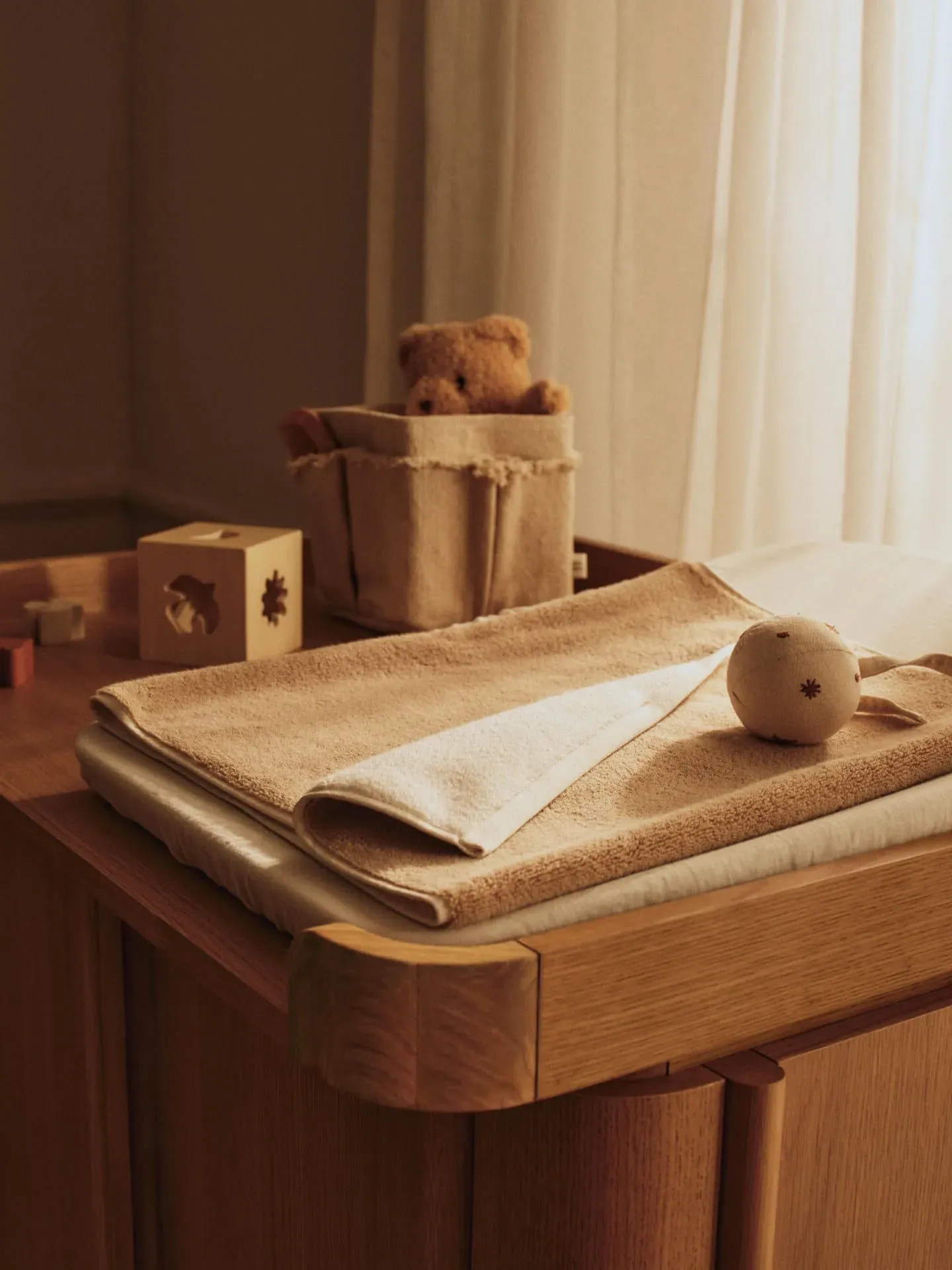 Ekko Hand Towel - Cashmere/Off-White, Organic Cotton alternate view