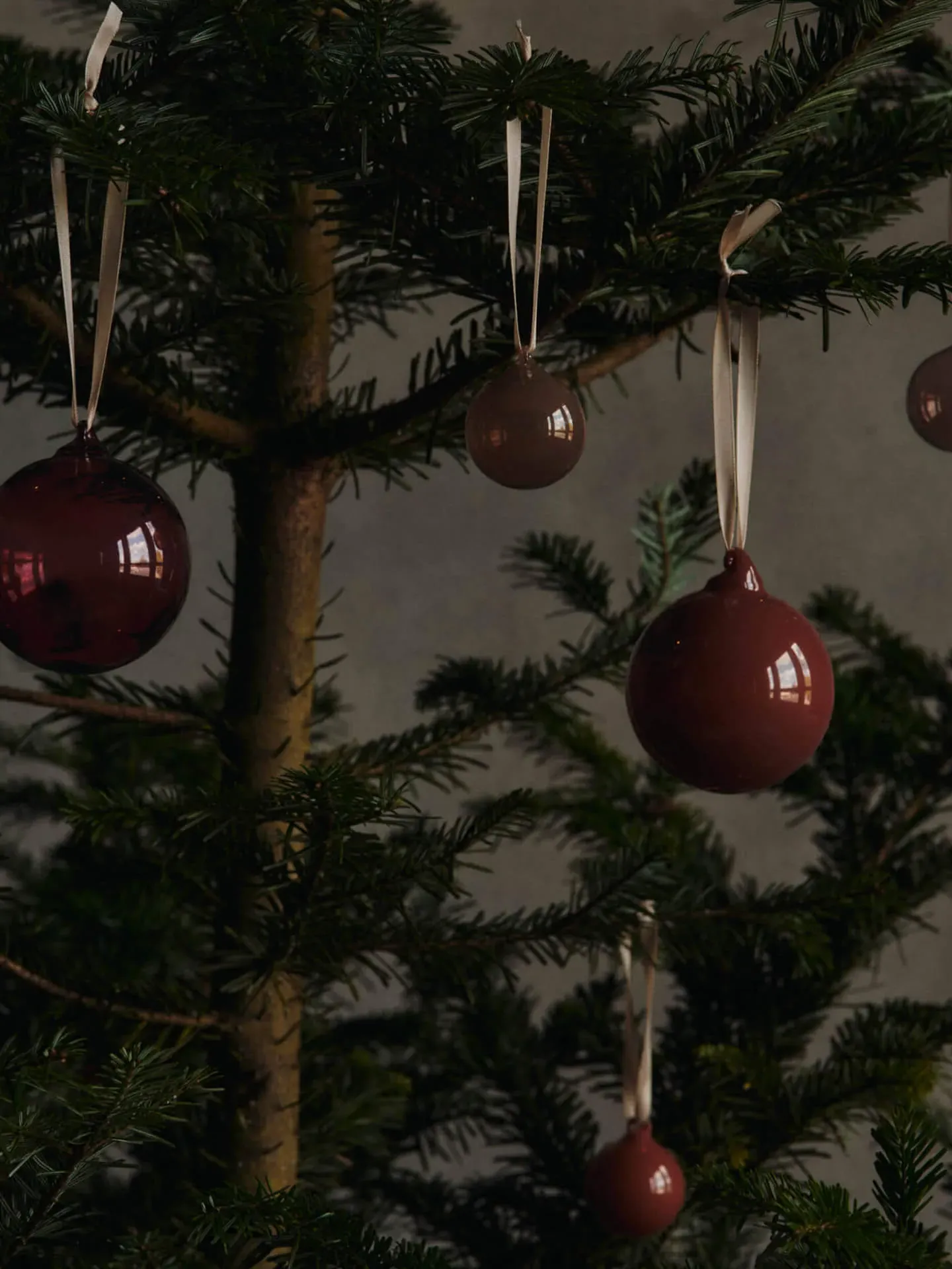 Glass Baubles Small Set of 3 - Roseate Opaque alternate view