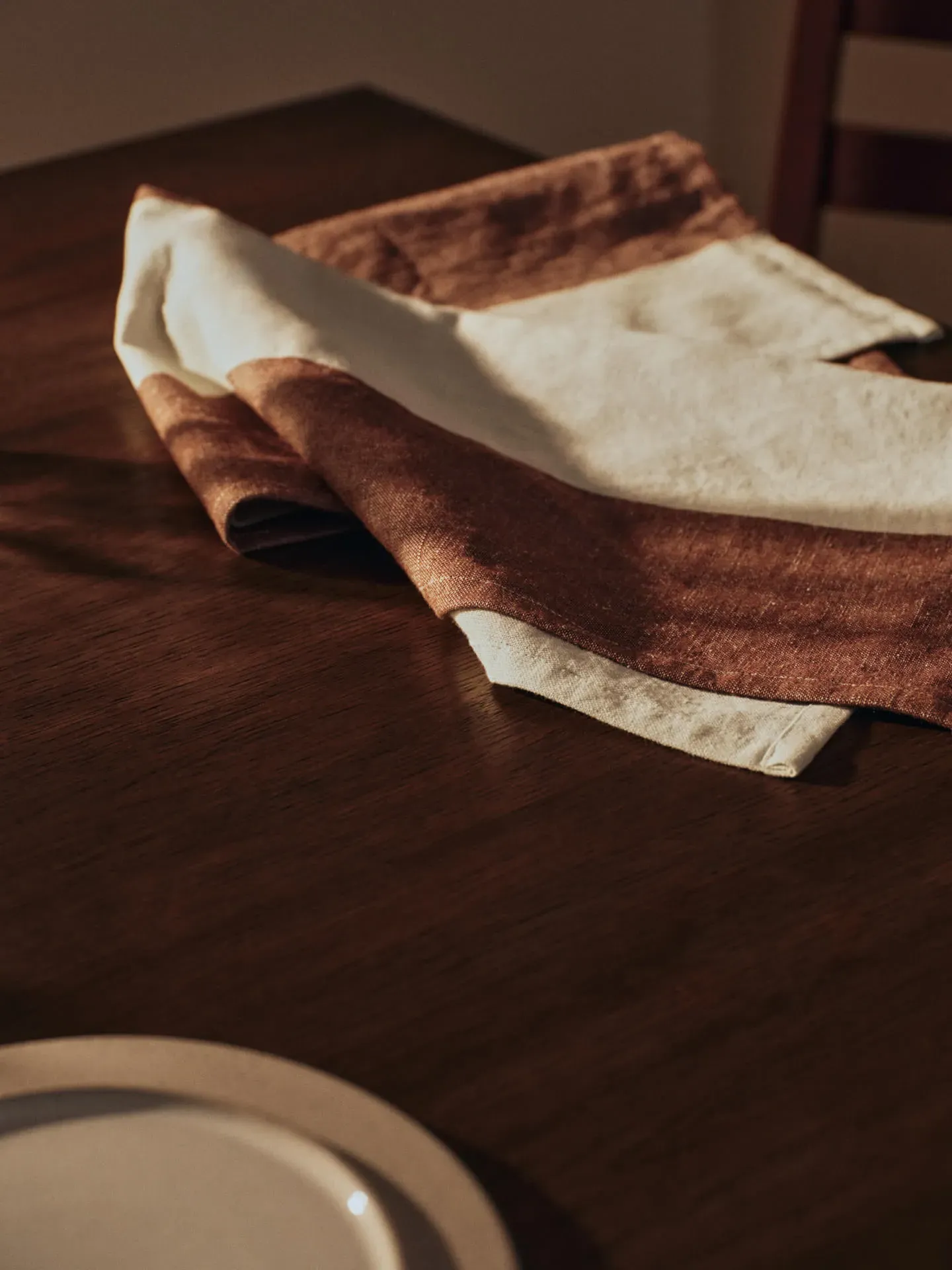 Hale Tea Towel - Chestnut/Frosted Lime, Linen-Cotton alternate view