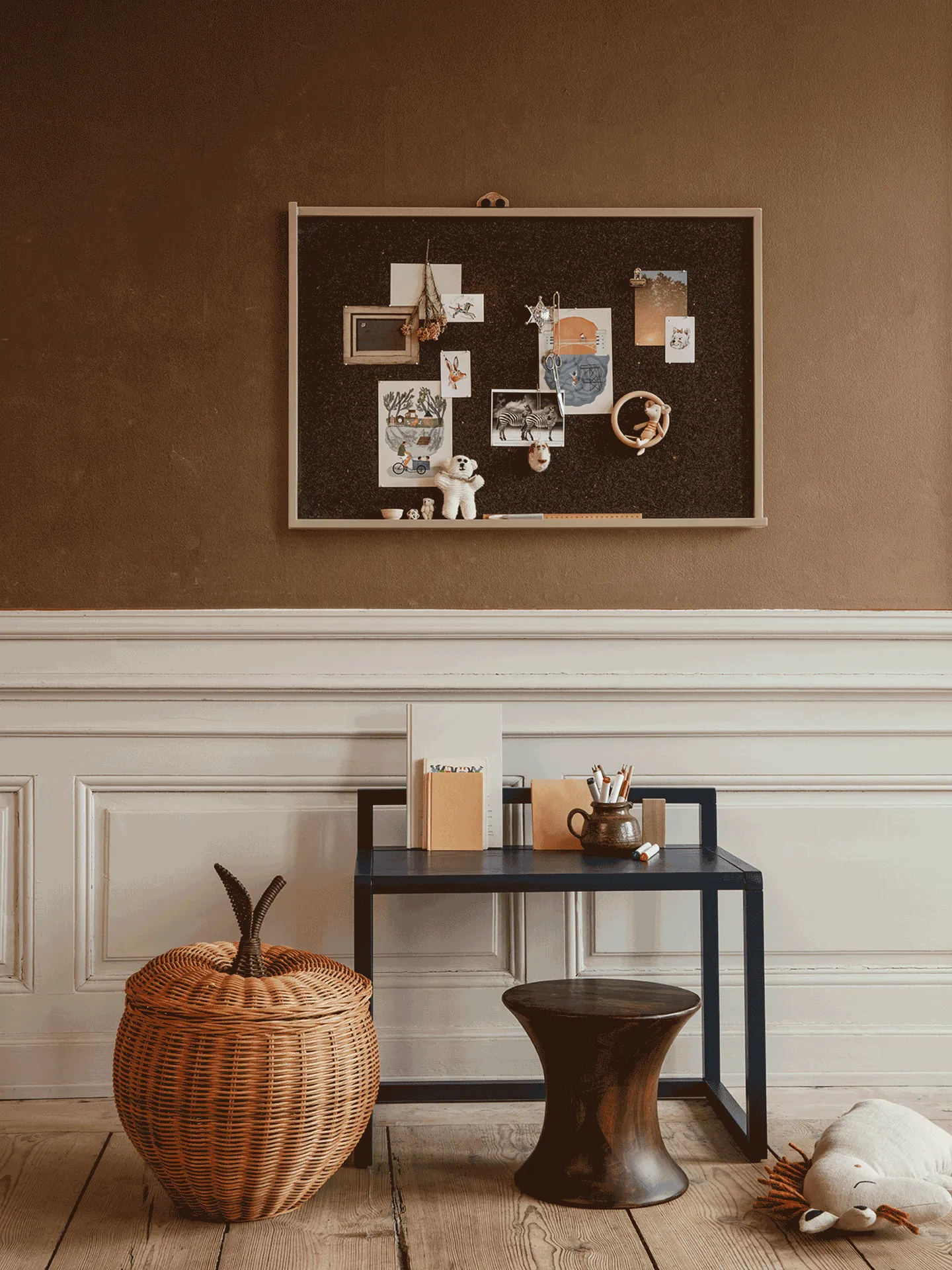 Little Architect Desk - Dark Blue, Ash Veneer alternate view