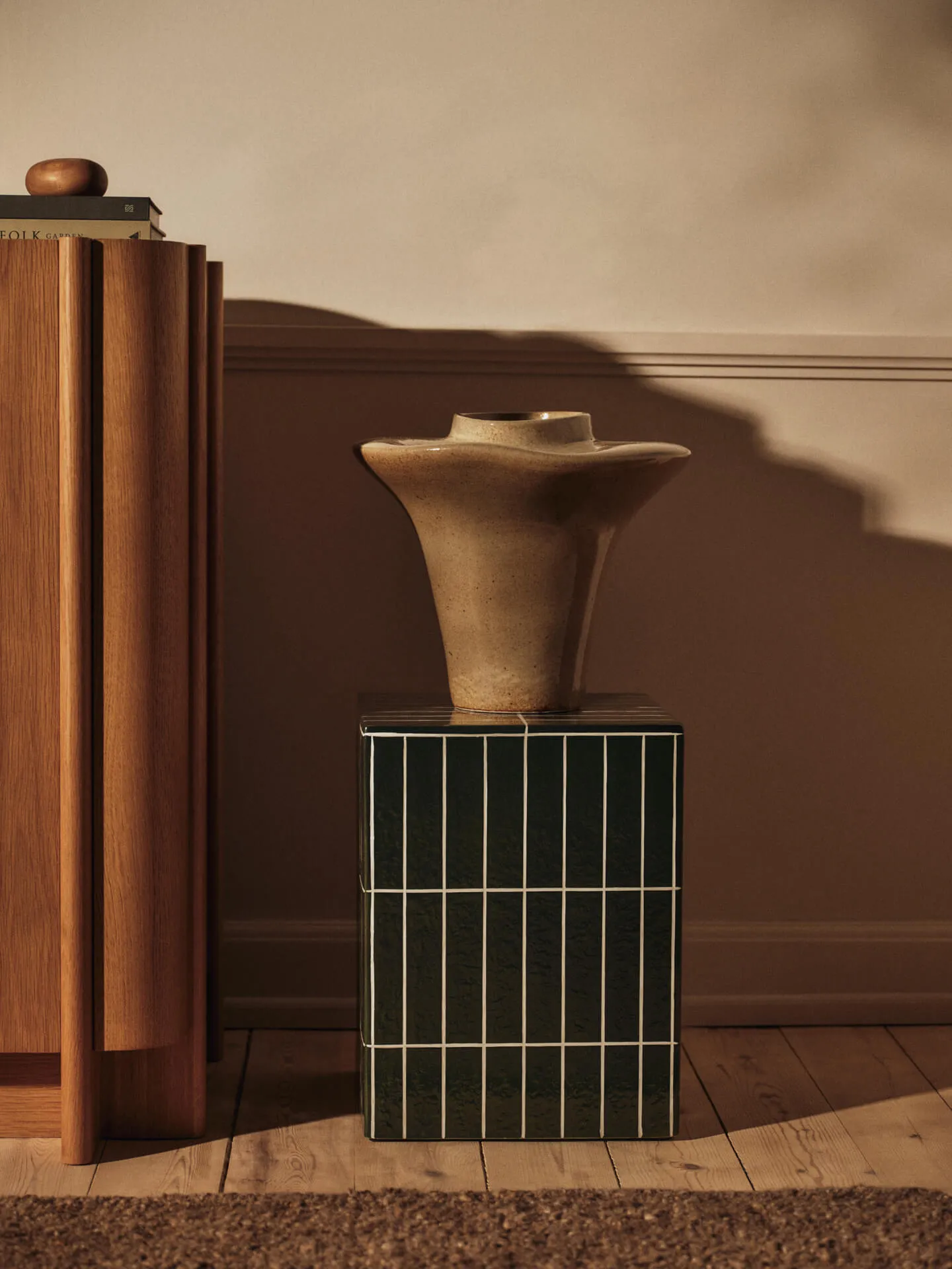 Pillar Side Table - Dark Green, Glass Fibre-Reinforced Concrete alternate view