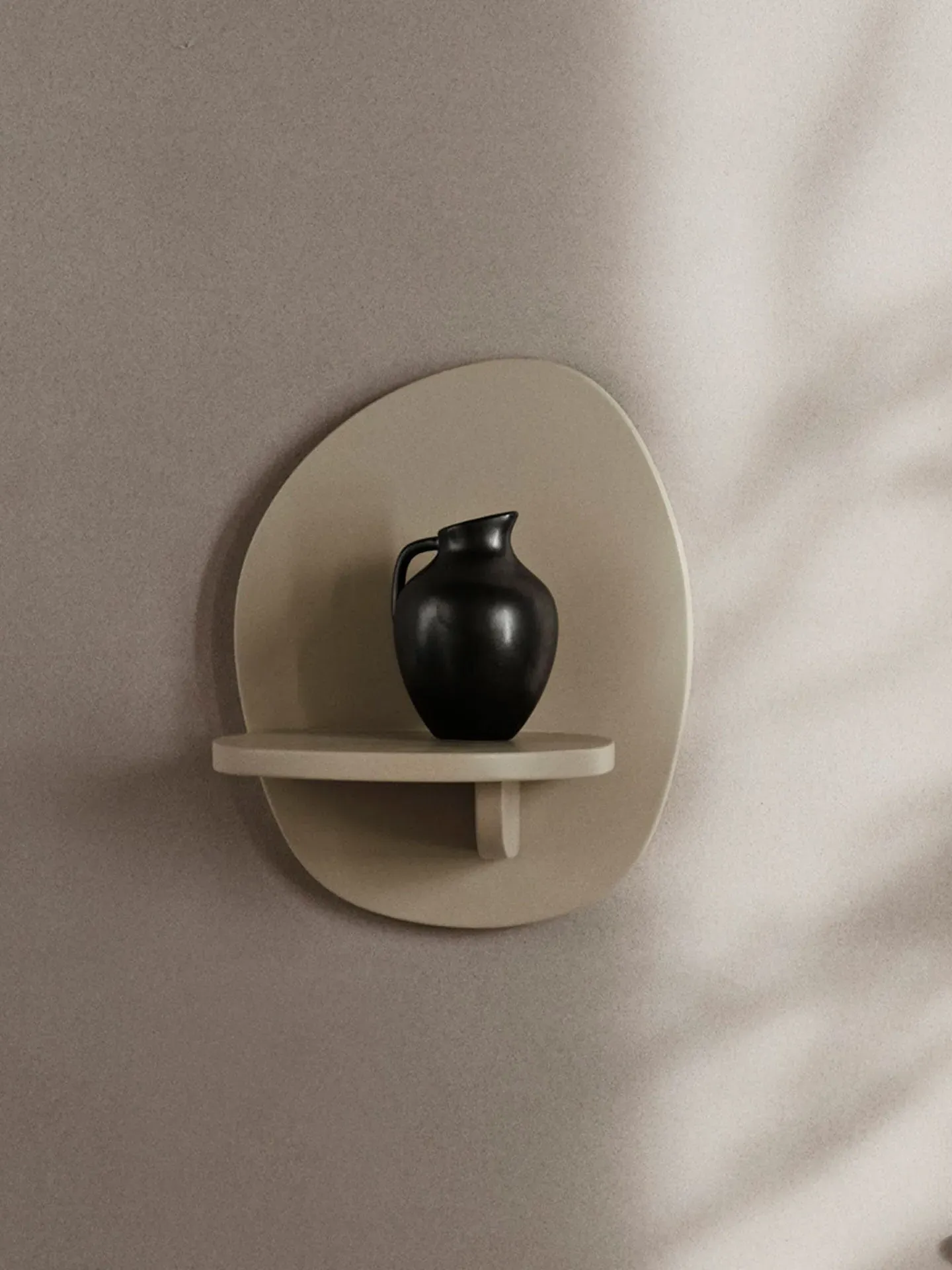 Pilu Small Wall-Mounted Shelf - Cashmere, MDF alternate view