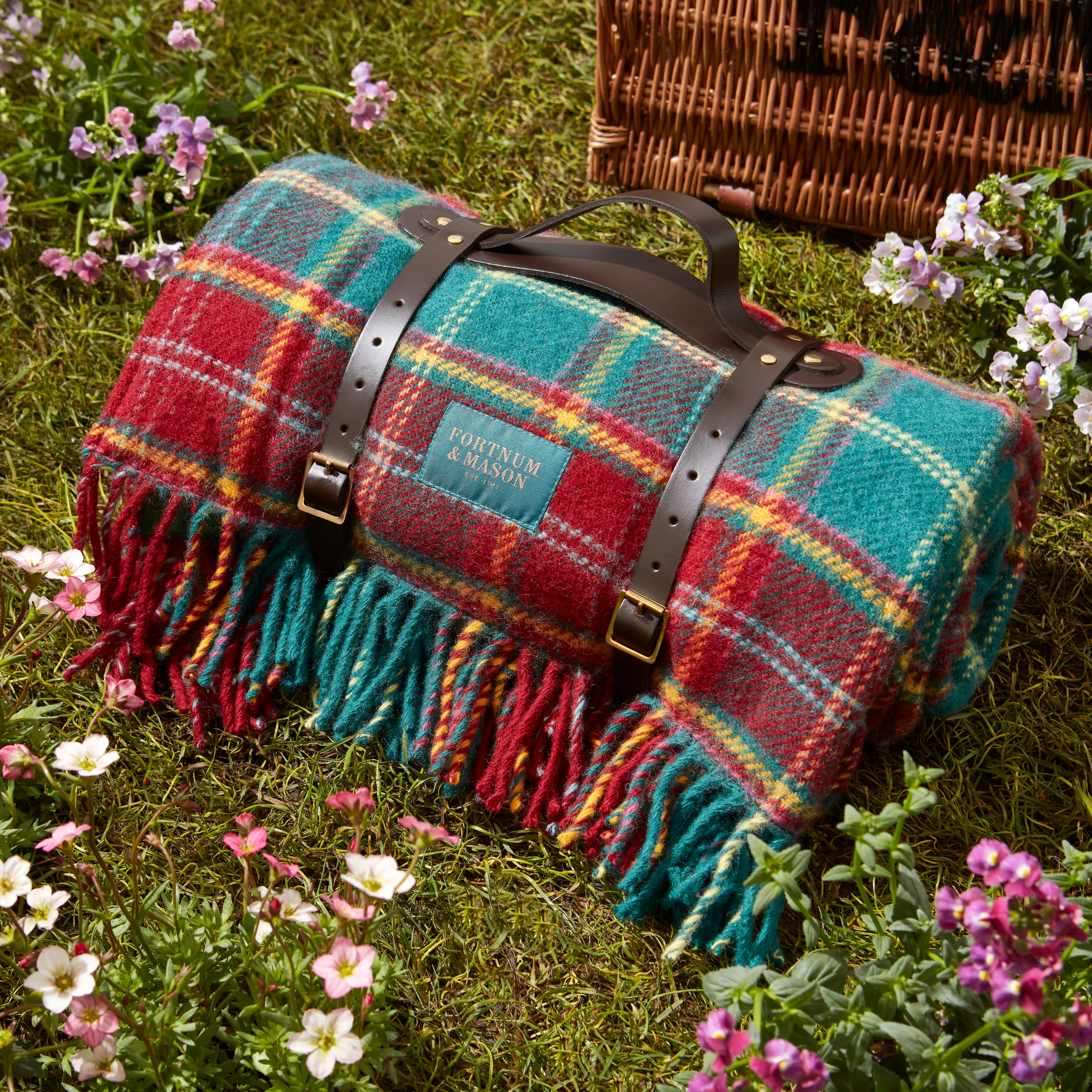 Tartan Waterproof Picnic Blanket - Wool, Polyester product