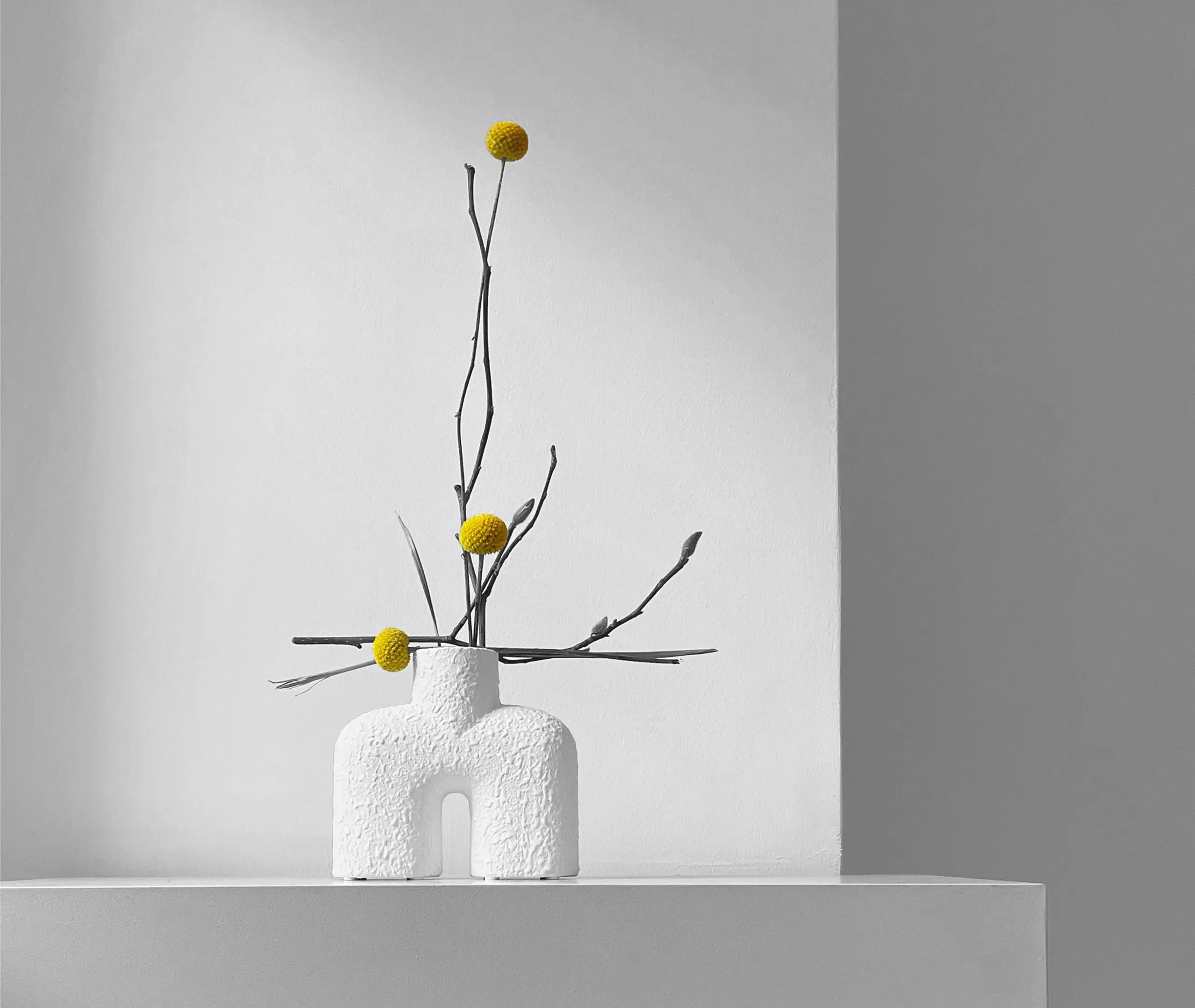 Cobra Uno Mini Vase - Bubble White, Ceramic