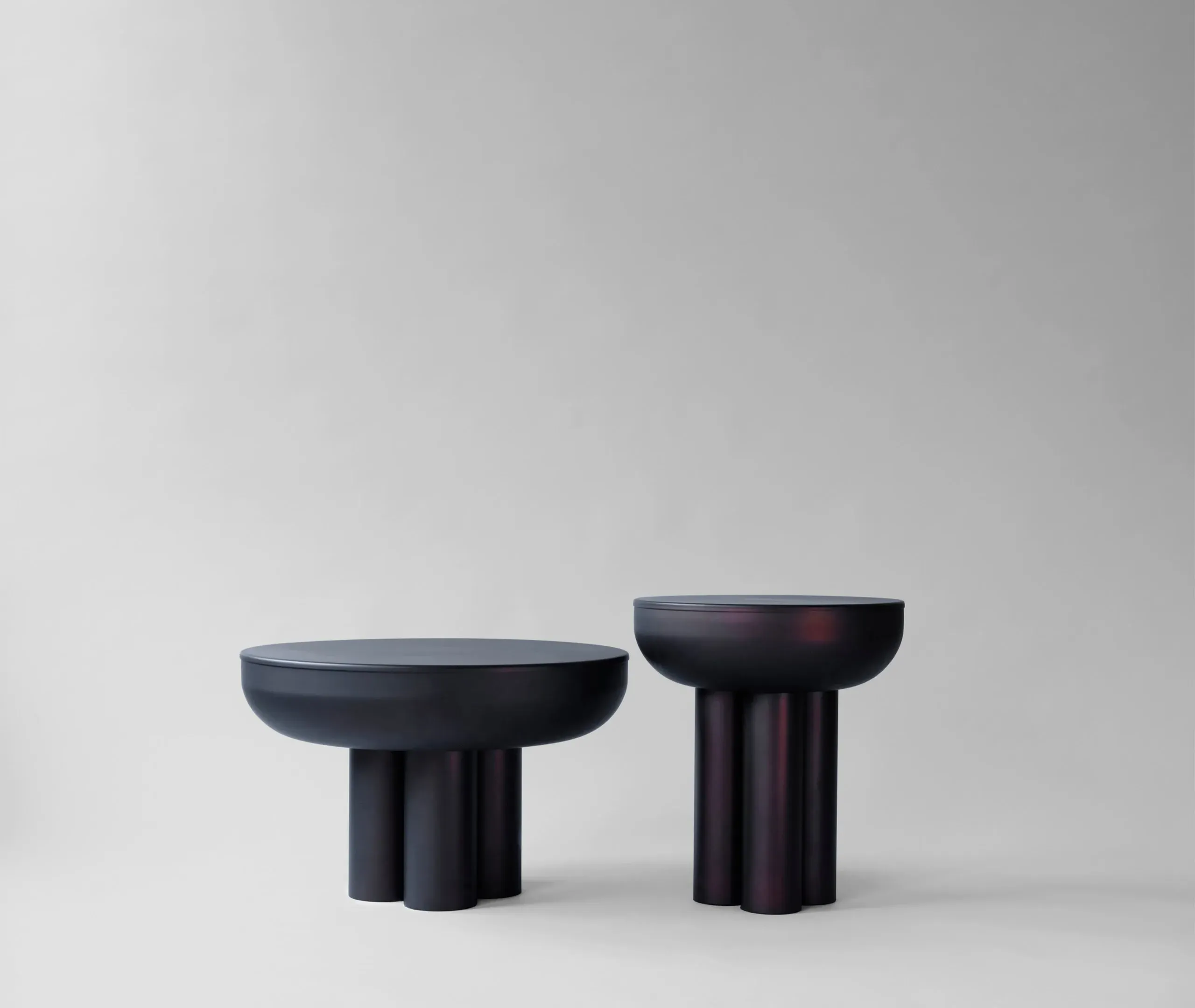 Tall Round Table - Coffee, Fibre Concrete
