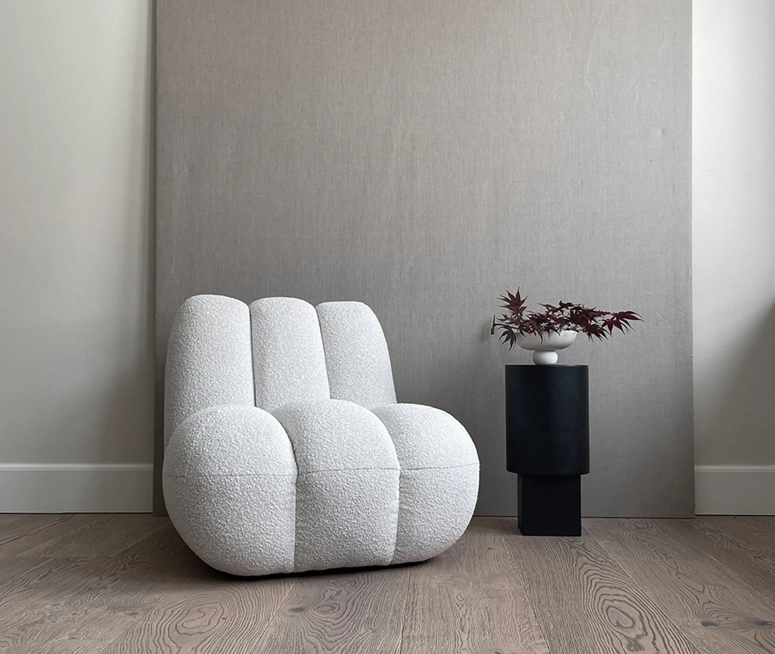 Toe Lounge Chair - Bouclé