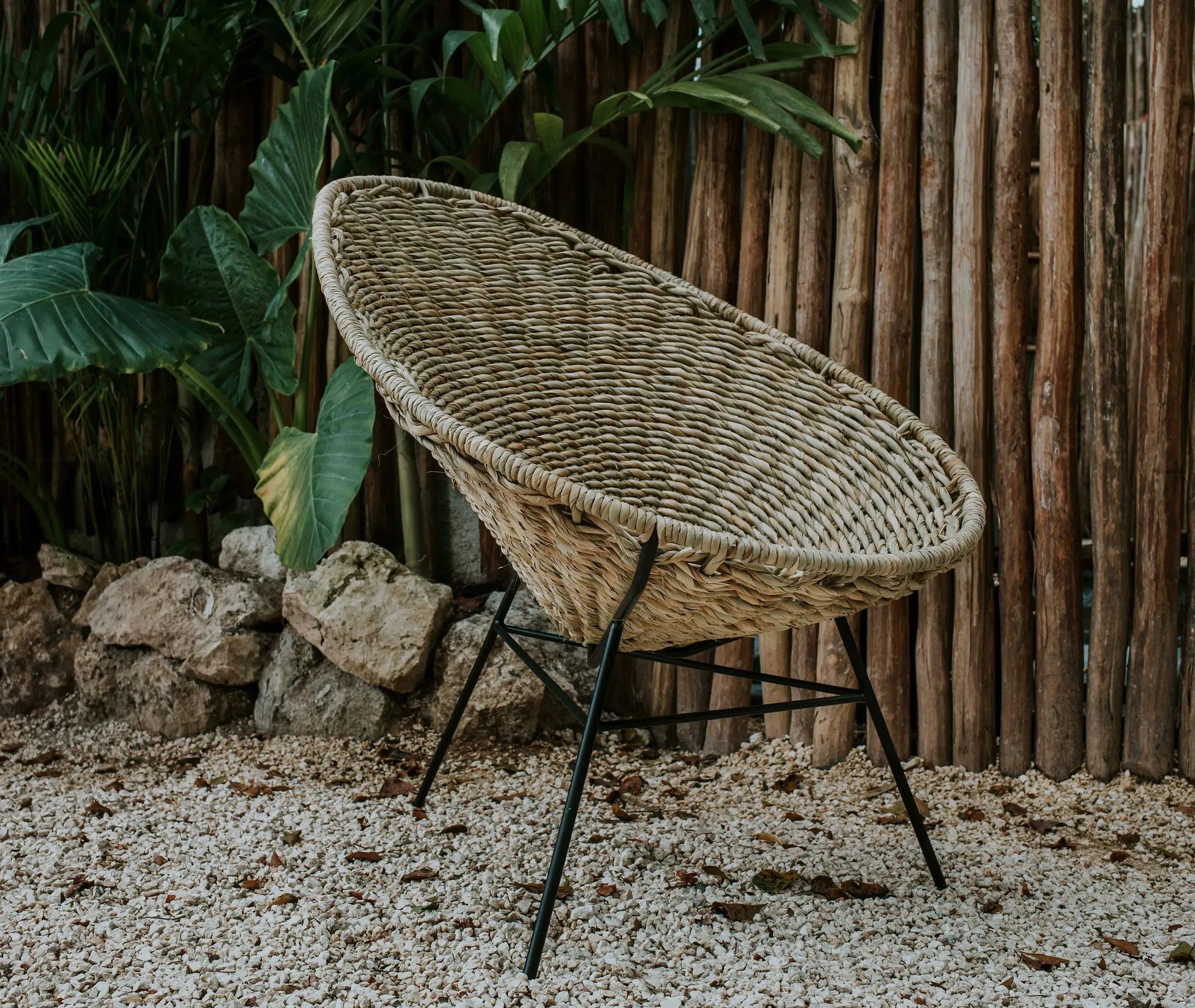 Acapulco Chair with Closed Structure - Brown, Bulrush