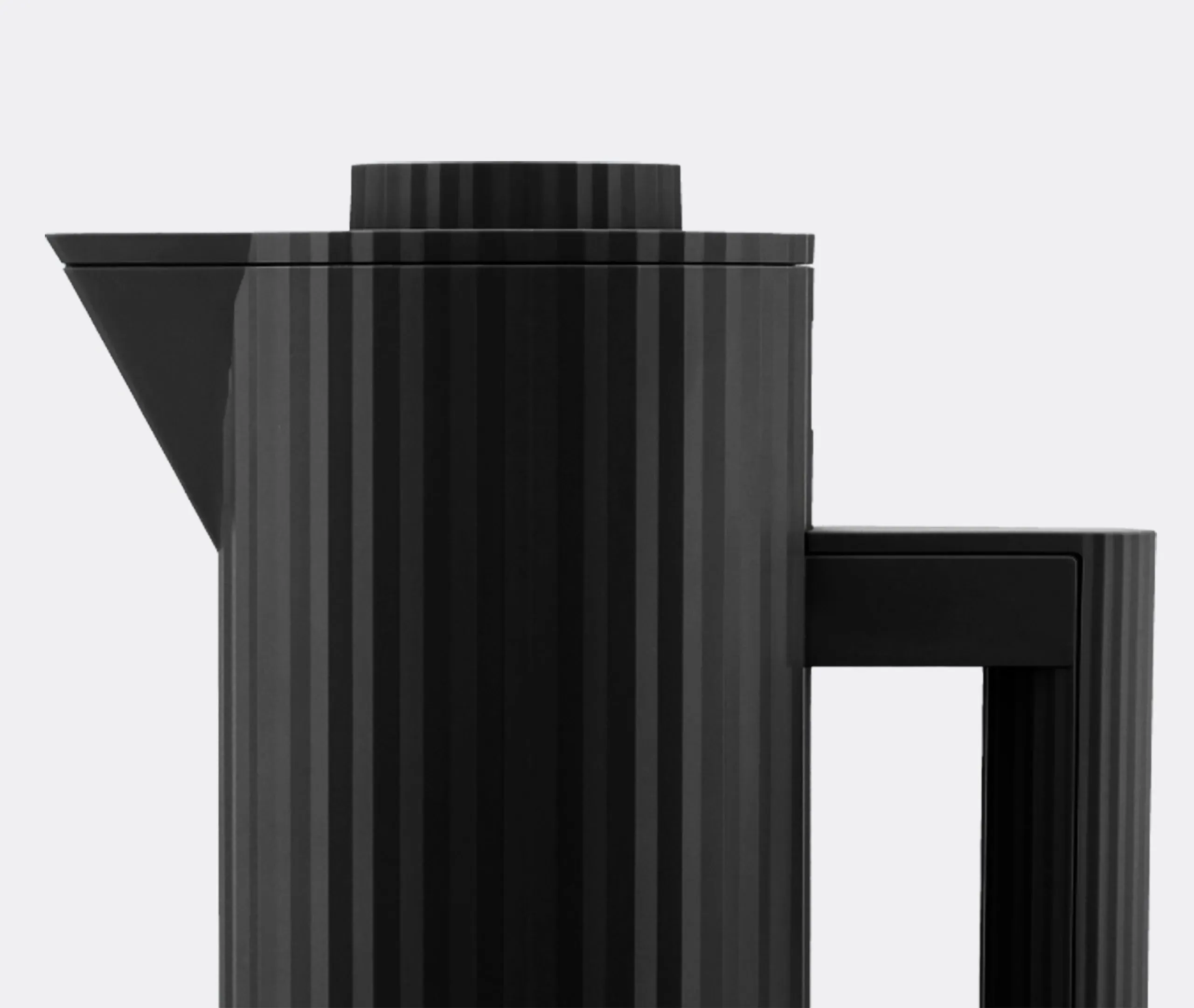 Plissé Thermo Insulated Jug - Black, Thermoplastic Resin