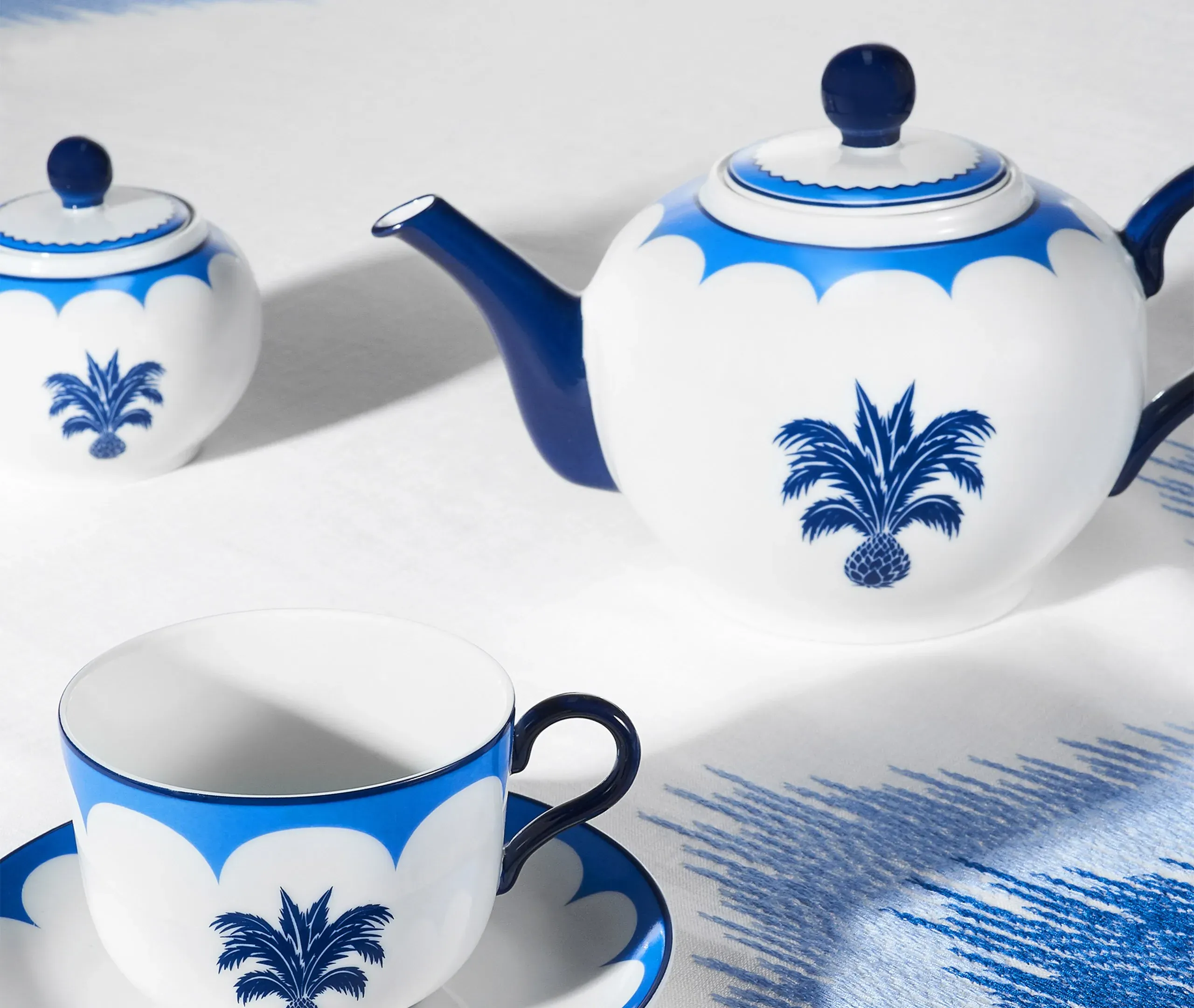 Teapot with Pineapple Design - Blue, Porcelain