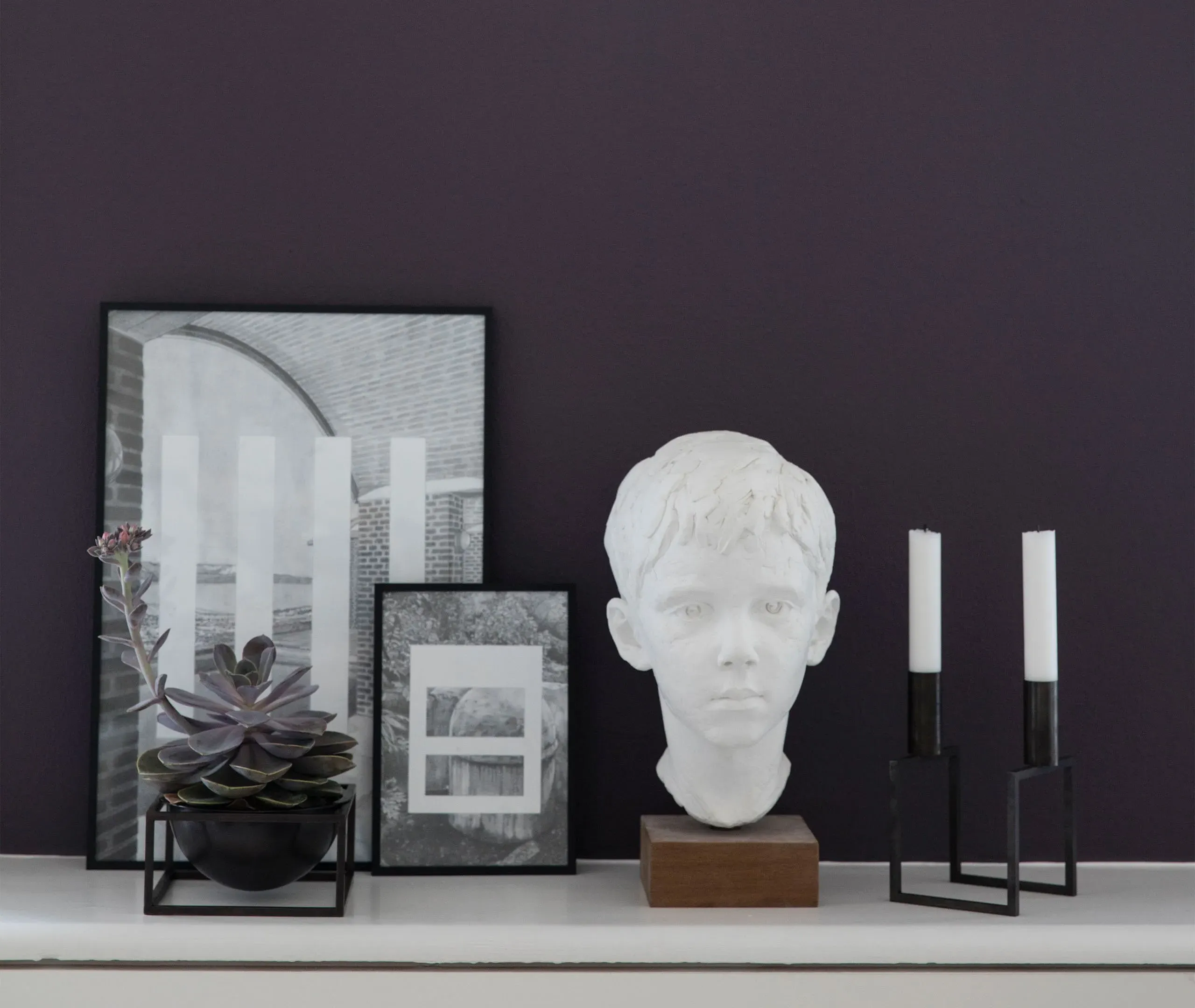 Line Candleholder - Black, Metal