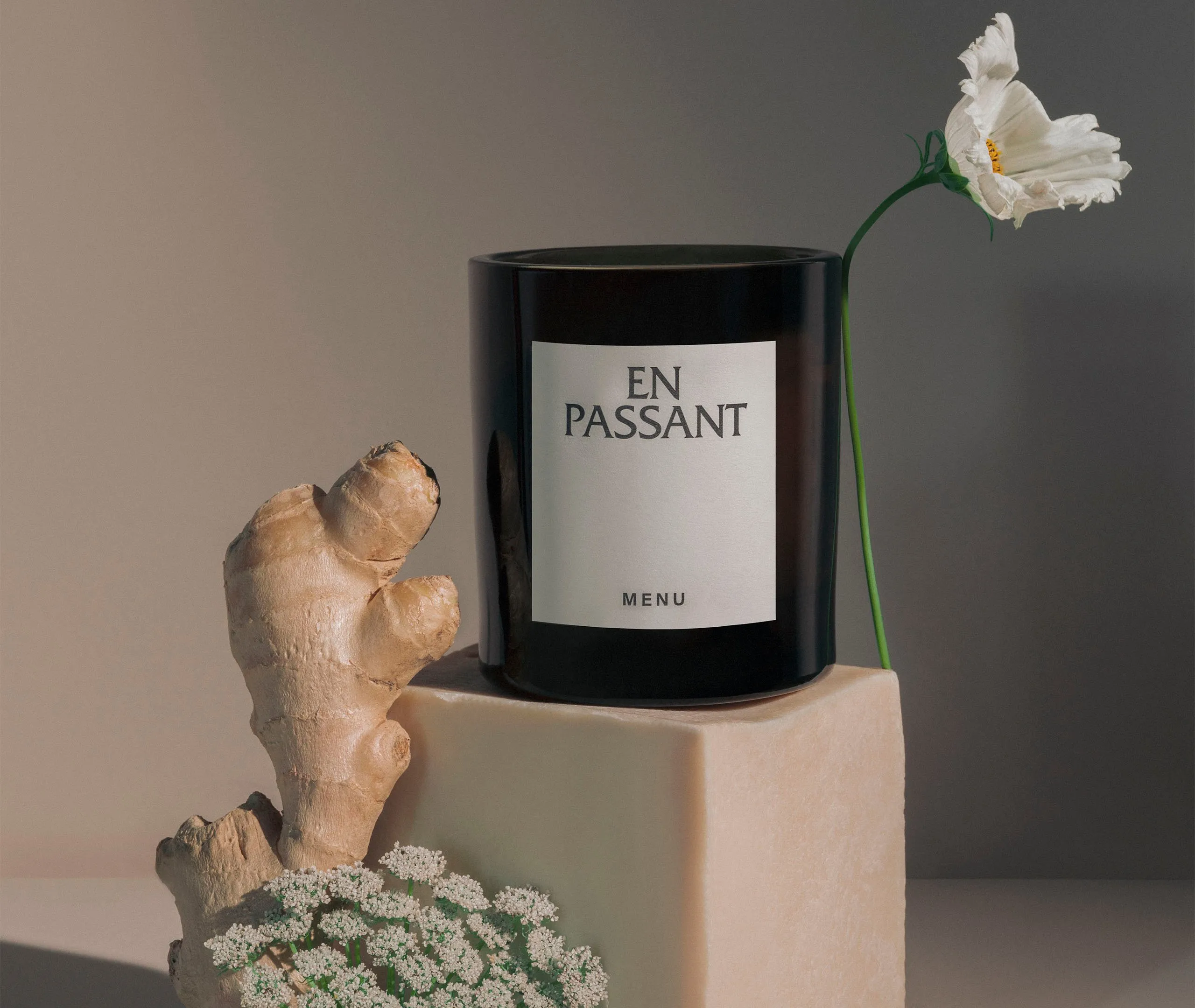 Small Scented Candle En Passant - Light Grey Glass