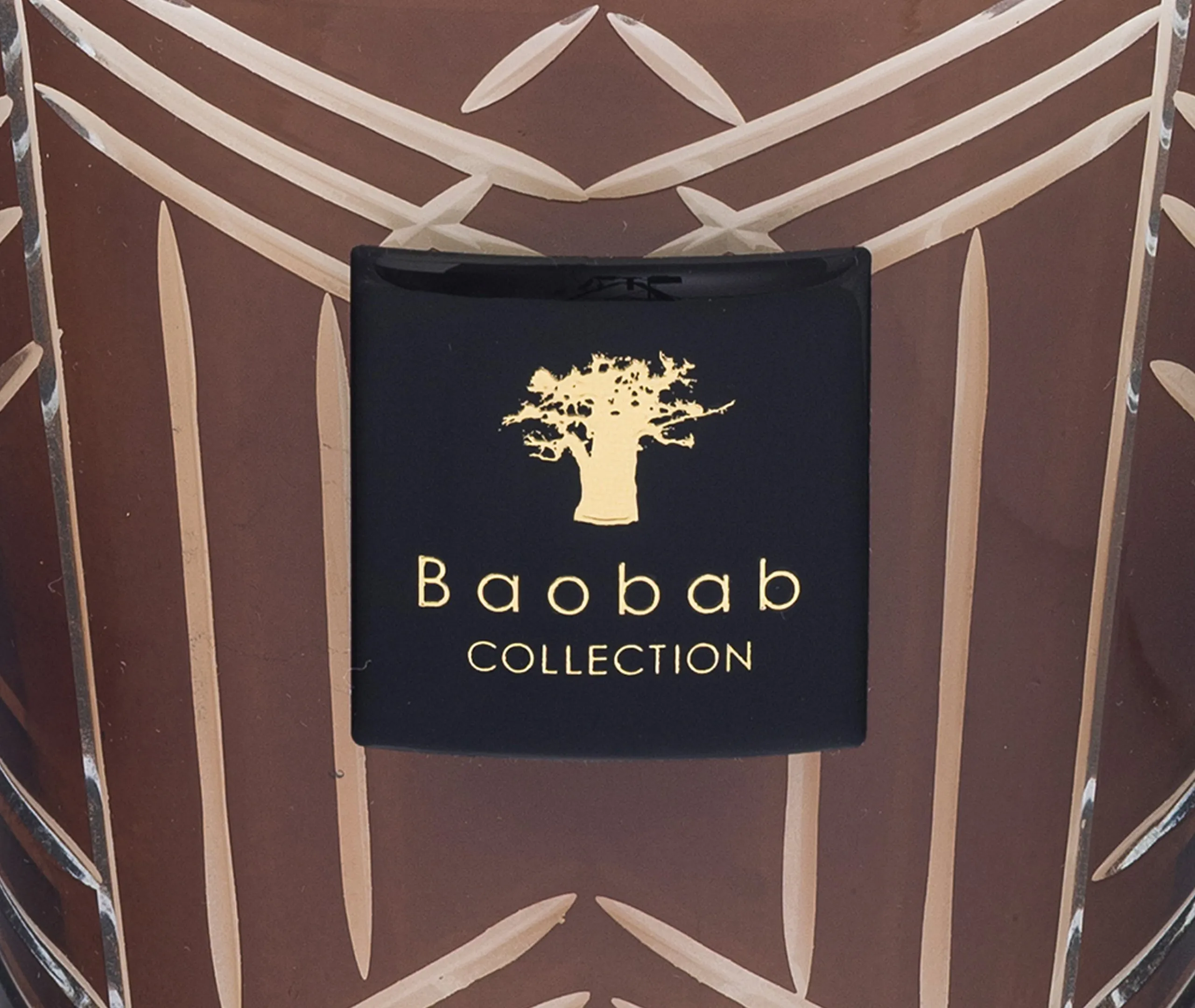 Heritage Fontenay Medium Scented Candle - Brown, Glass