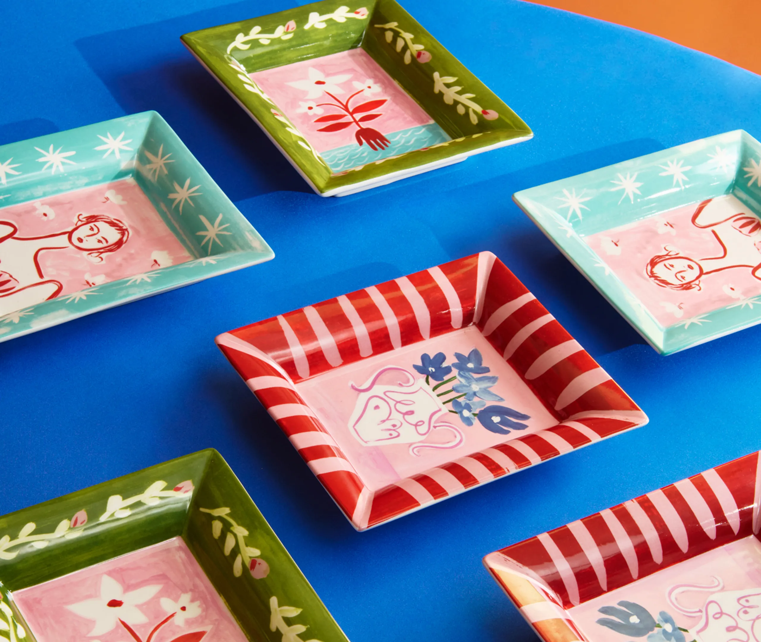 Con Amore Donna Serving Tray - Multicolor, Porcelain