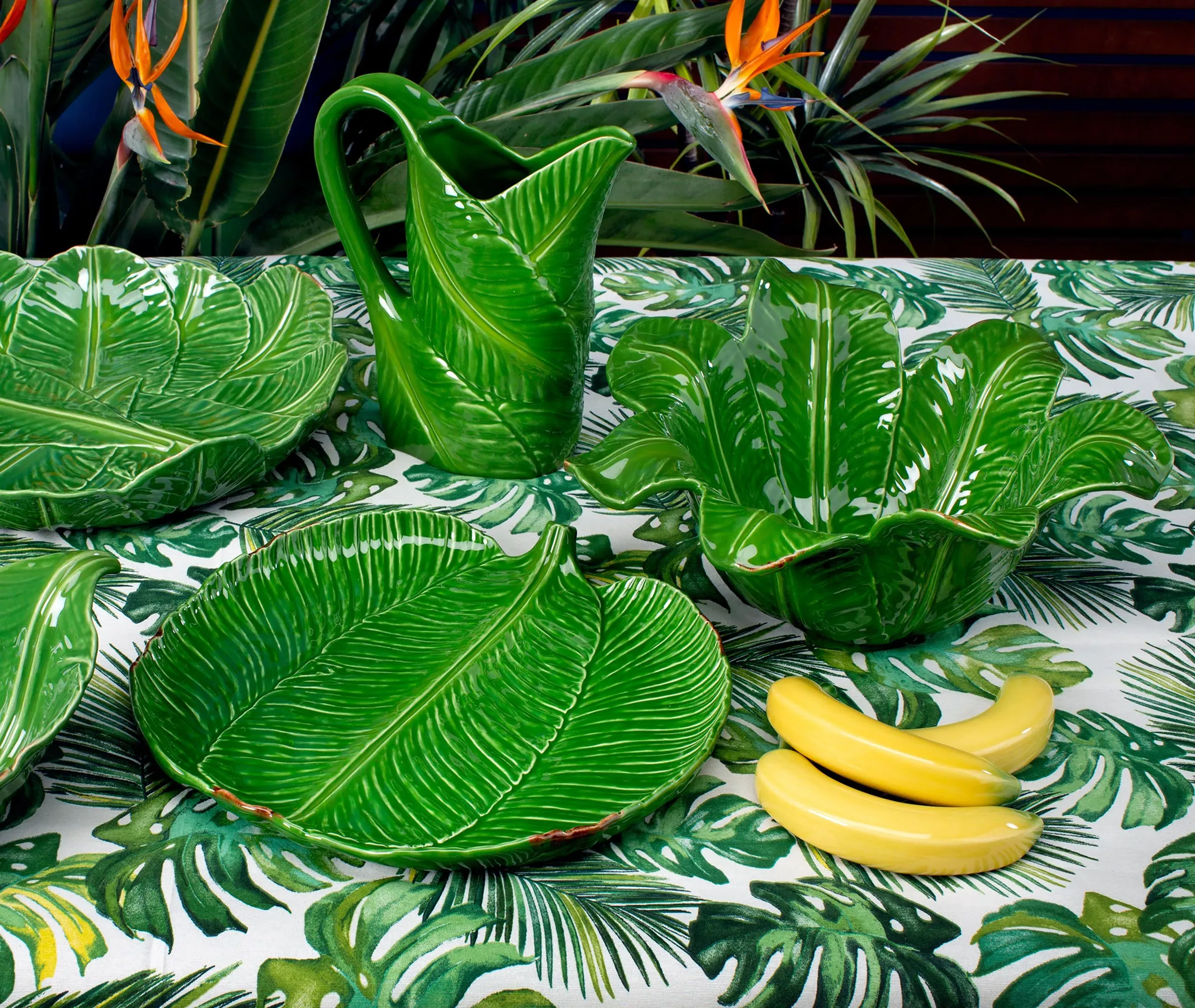 Banana Madeira Pitcher - Green, Ceramic