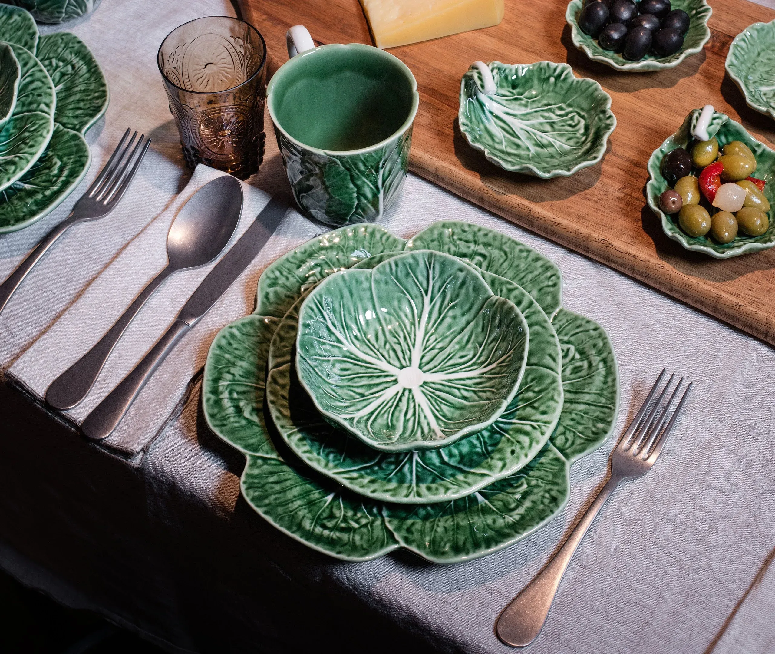Charger Plate Set of 2 - Green, Ceramic