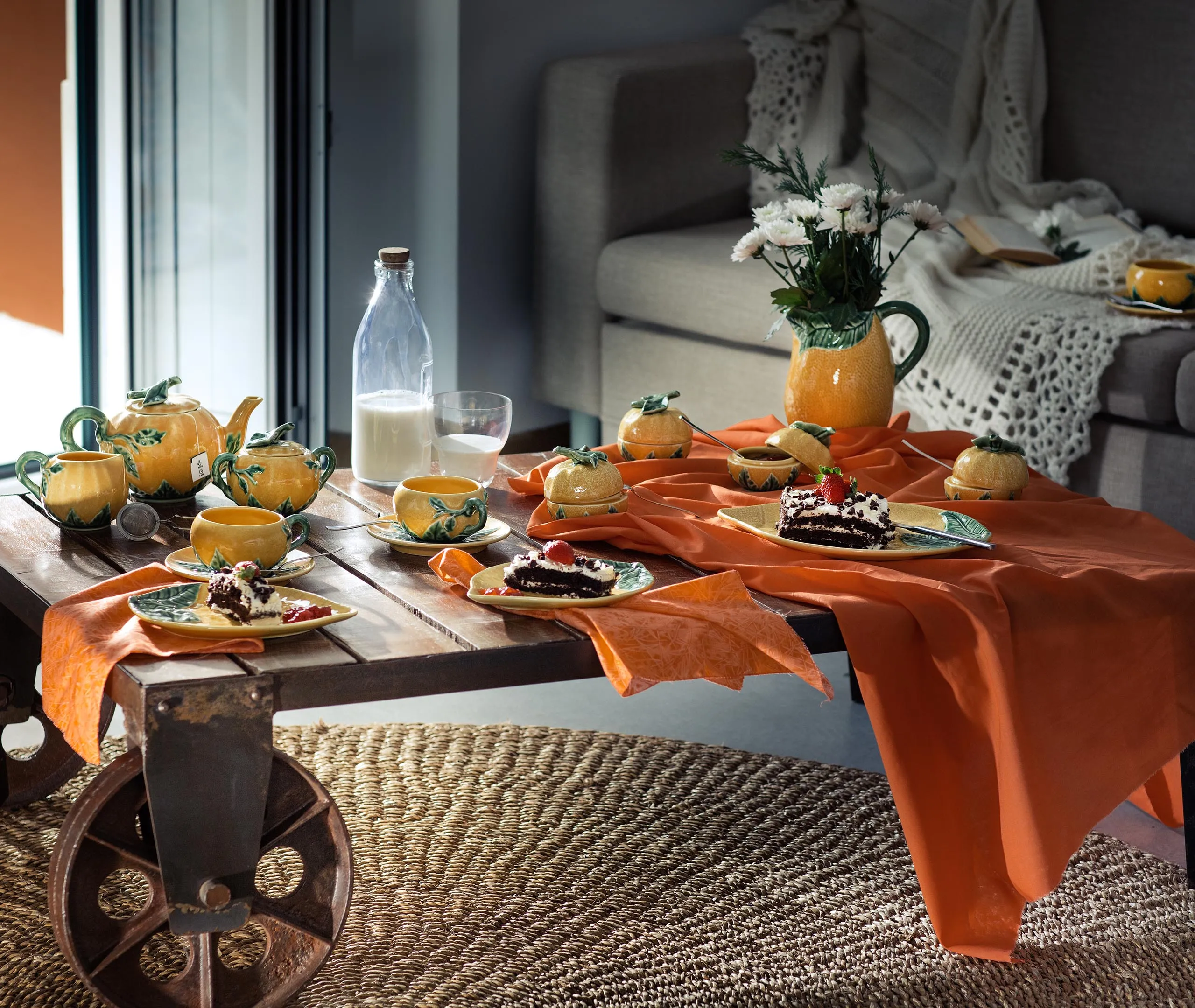 Jarros Citrus Pitcher - Multicolour, Ceramic