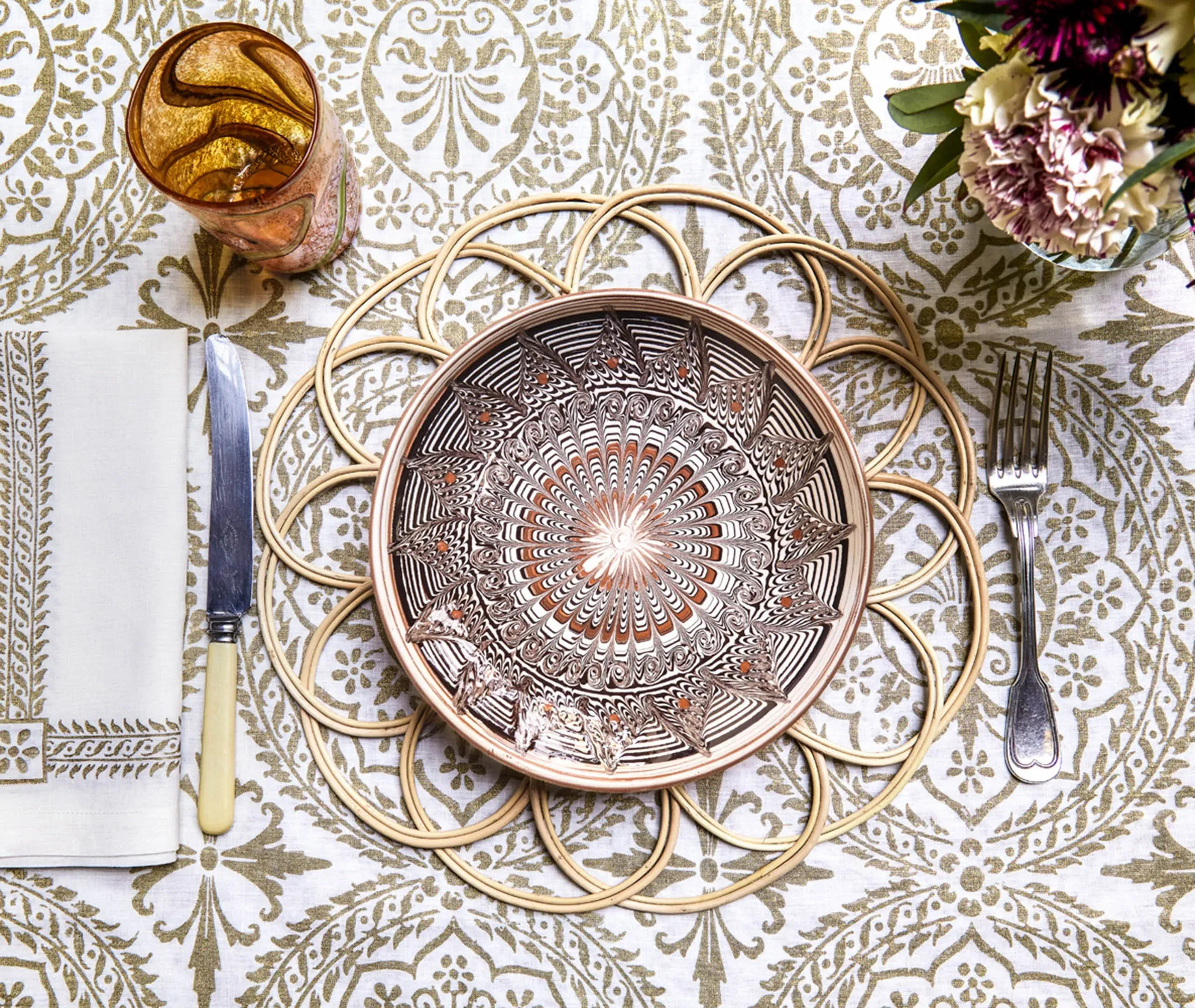 Decorative Plate with Sunburst Pattern - Beige