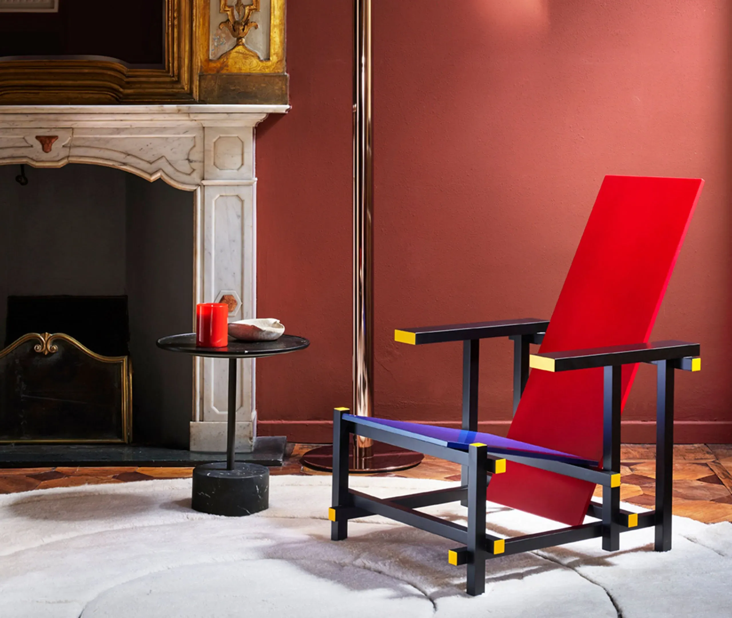 Armchair with Geometric Design - Red, Wood