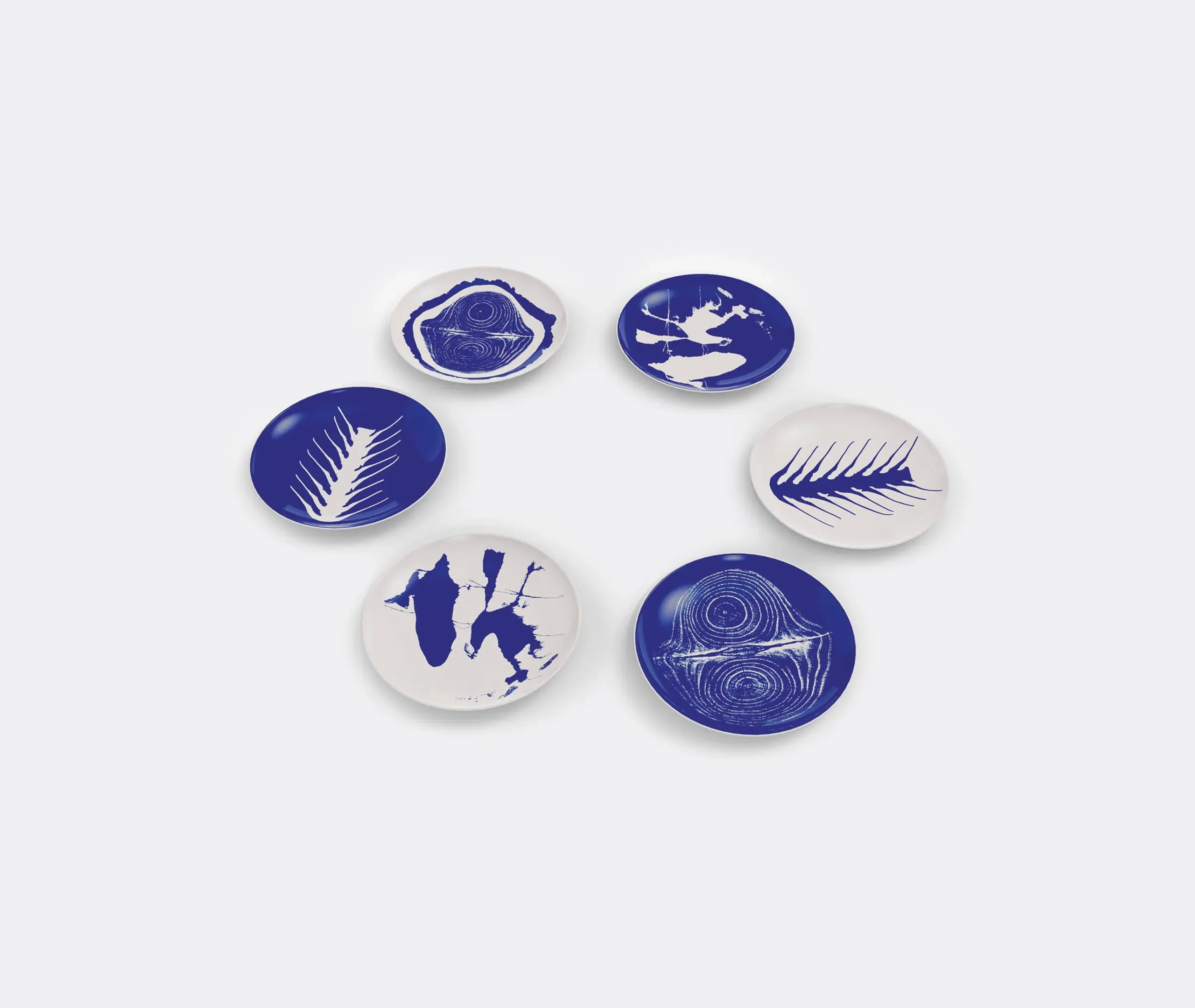 Charlotte Perriand Tronc Flat Plates Set of Two - Multicolor