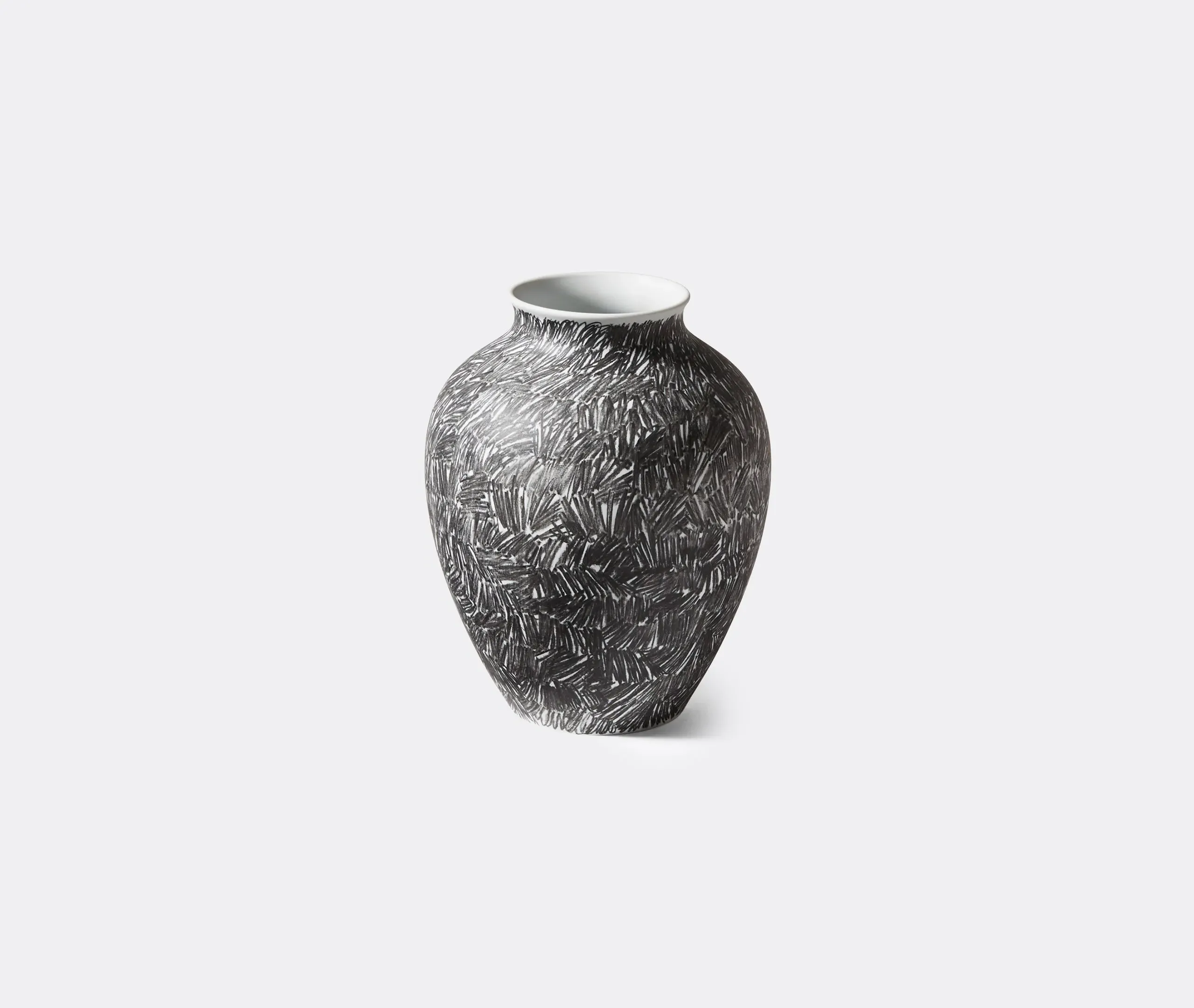 Curved Vase - Black, Porcelain
