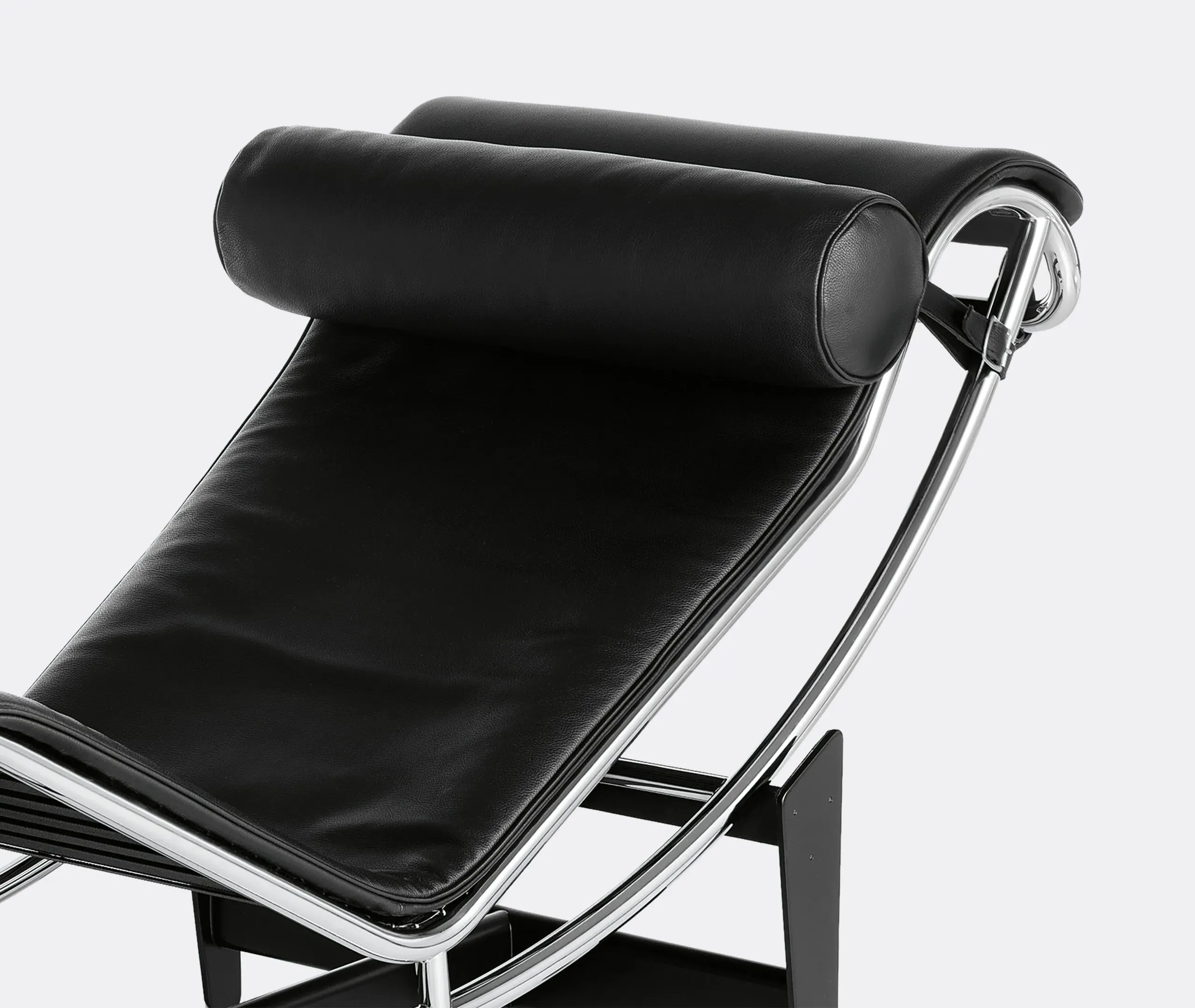 LC4 Chaise Longue with Adjustable Frame - Black, Leather