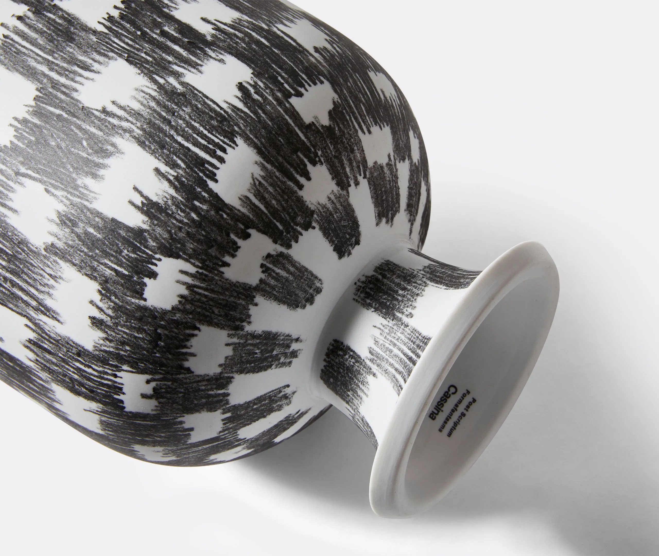 Open Mouth Vase - Black, Porcelain